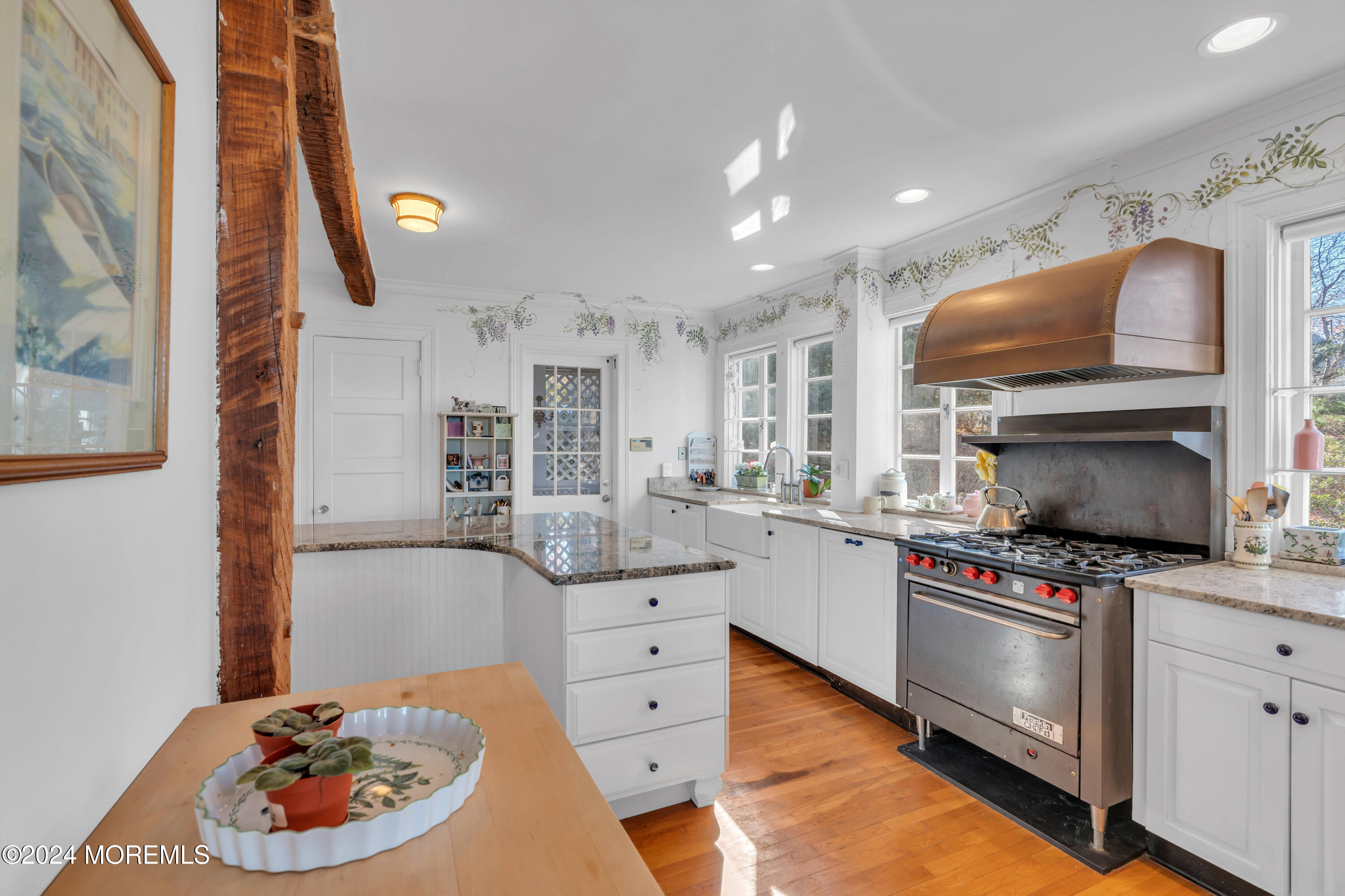 44 W Twin Road, Middletown, NJ, 07748 image 29