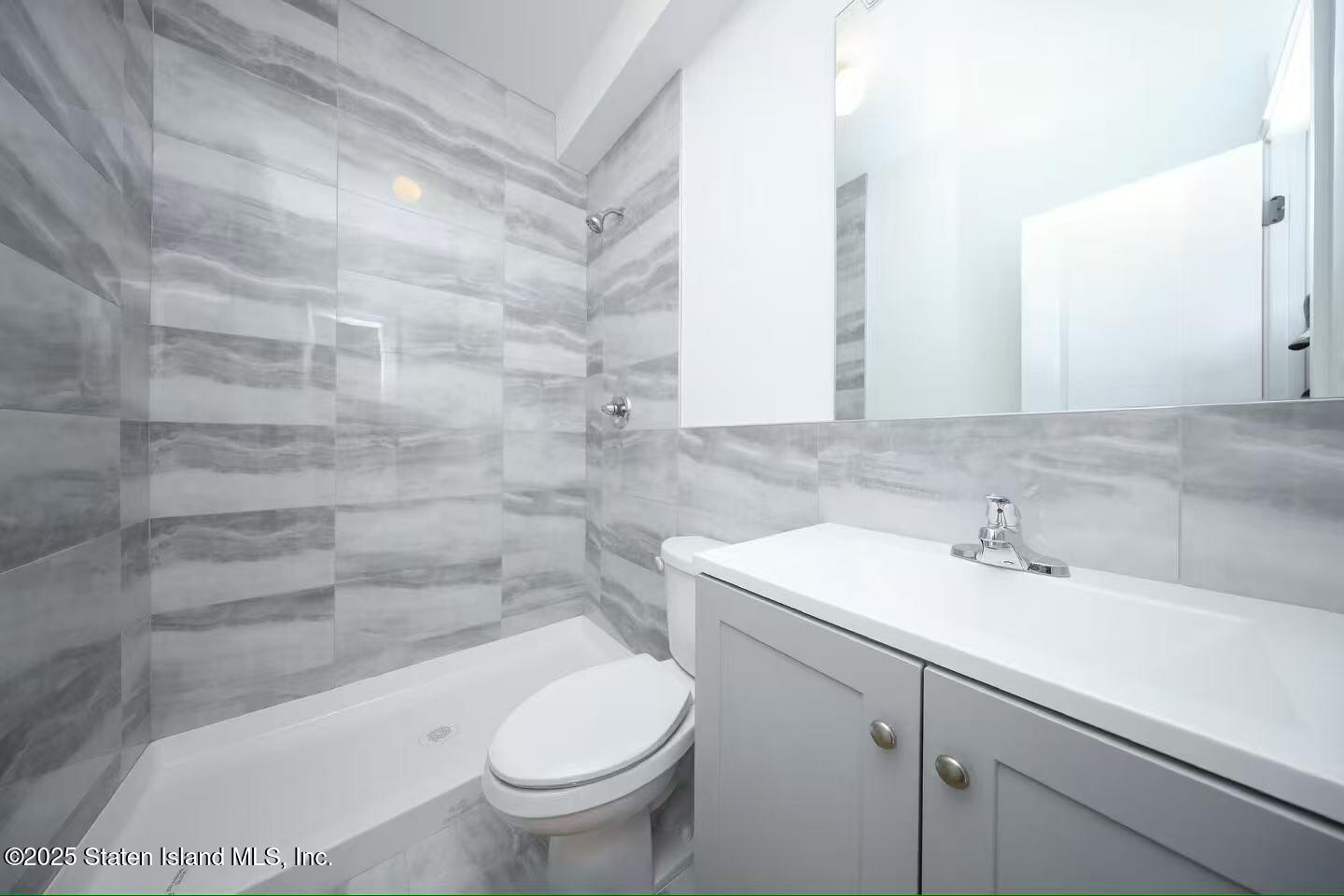 146 Beach Street, Staten Island, NY, 10304 image 13