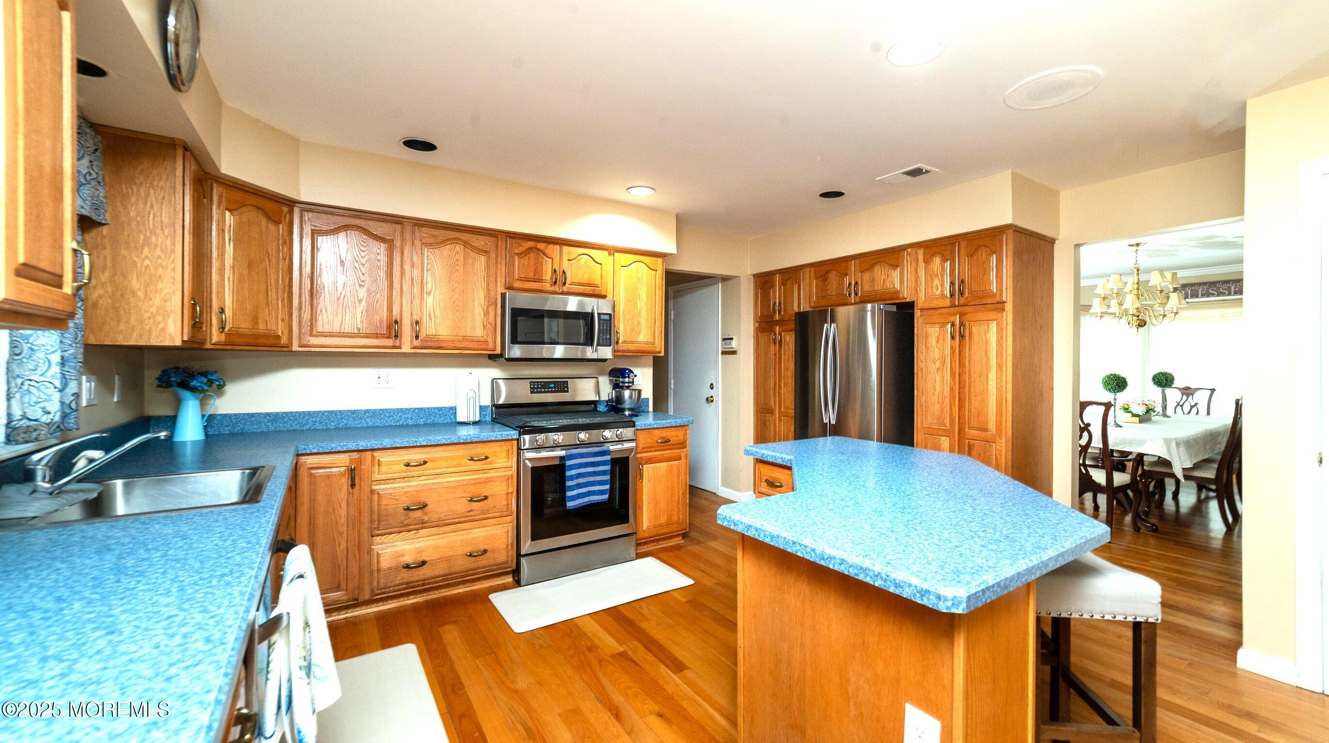11 Walnut Lane, Manalapan, NJ, 07726 image 12