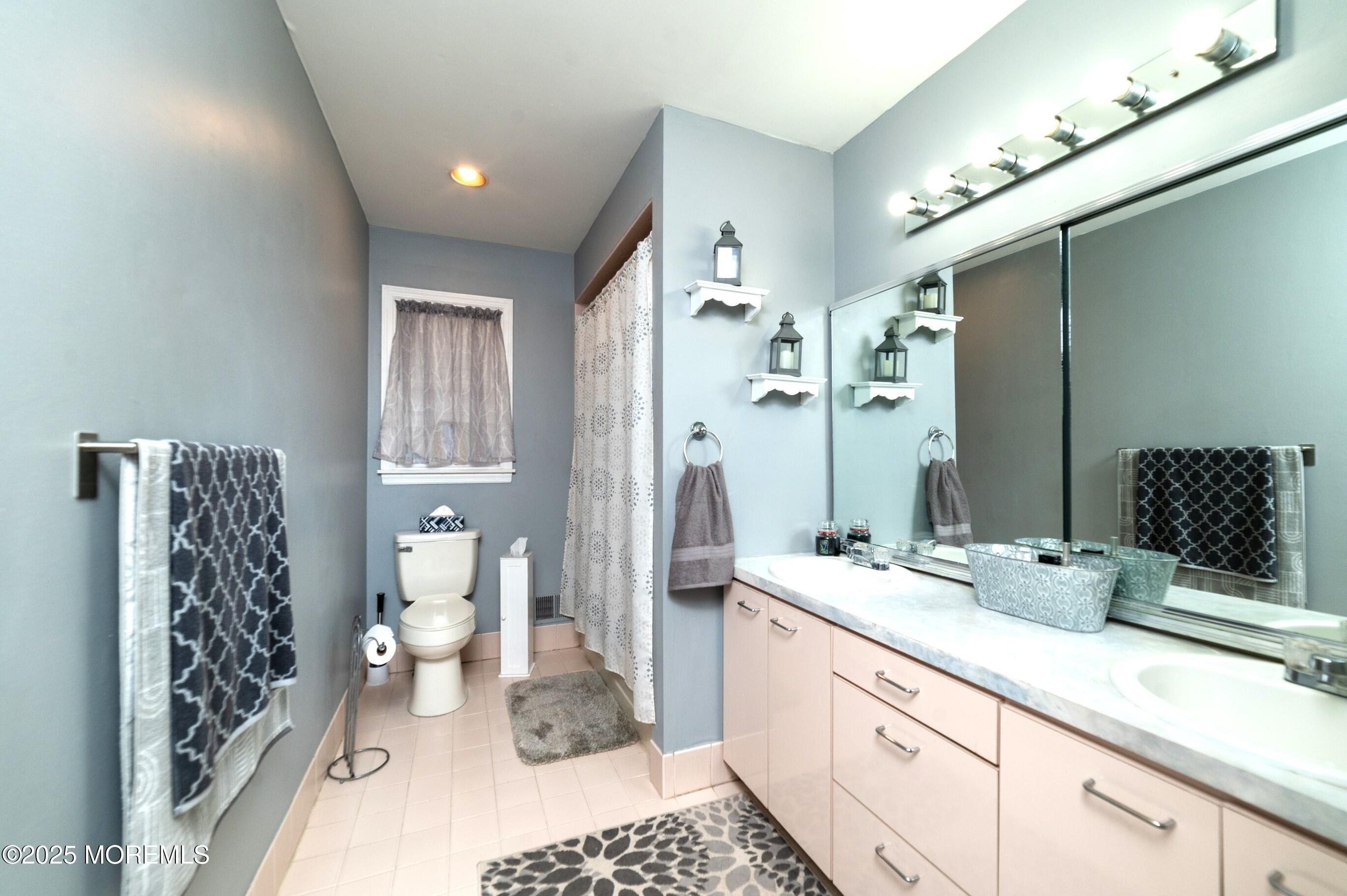 11 Walnut Lane, Manalapan, NJ, 07726 image 23
