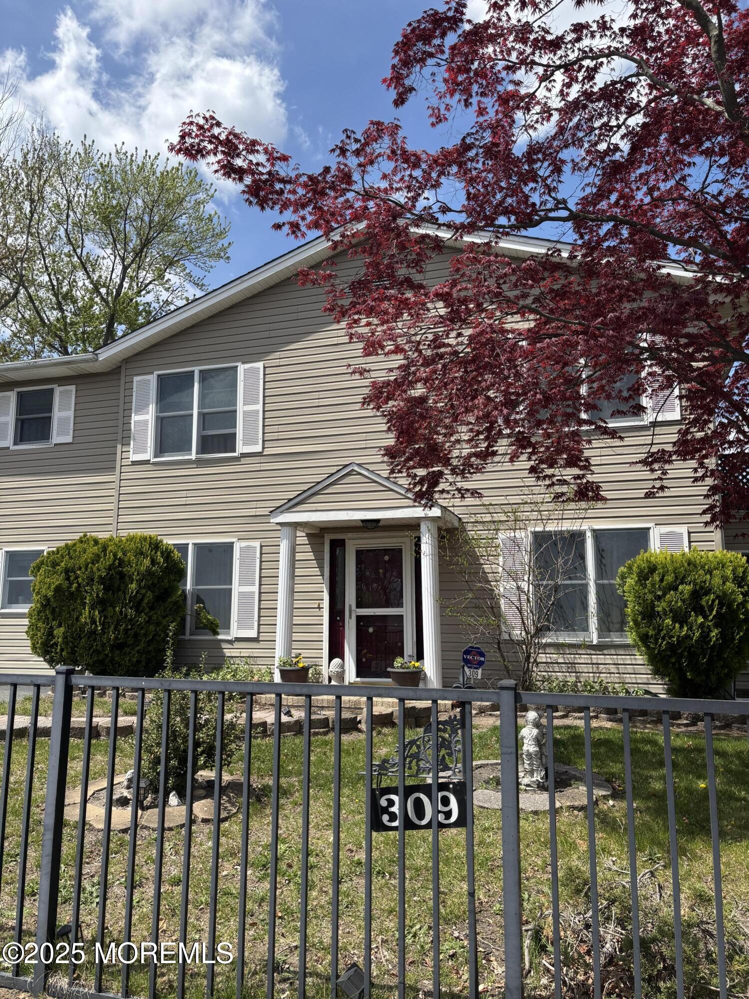 309 Deal Avenue Image 3