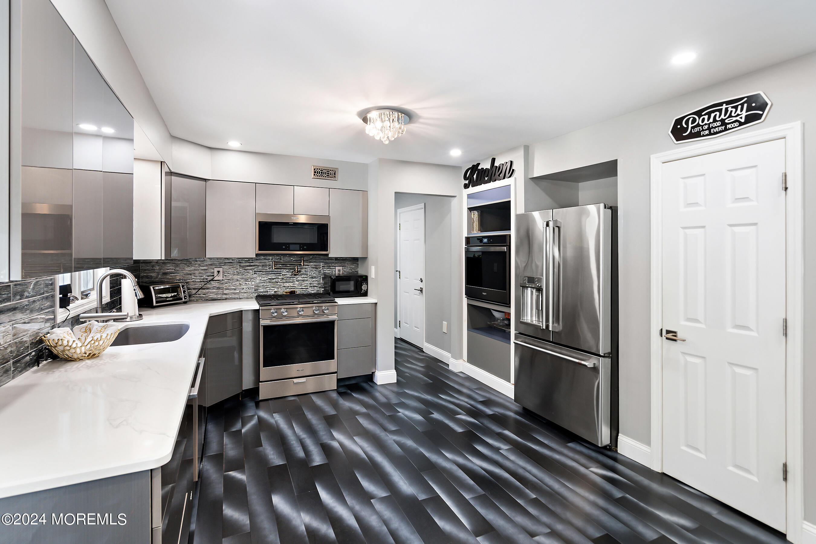 657 Rodriguez Lane, Jackson, NJ, 08527 image 21