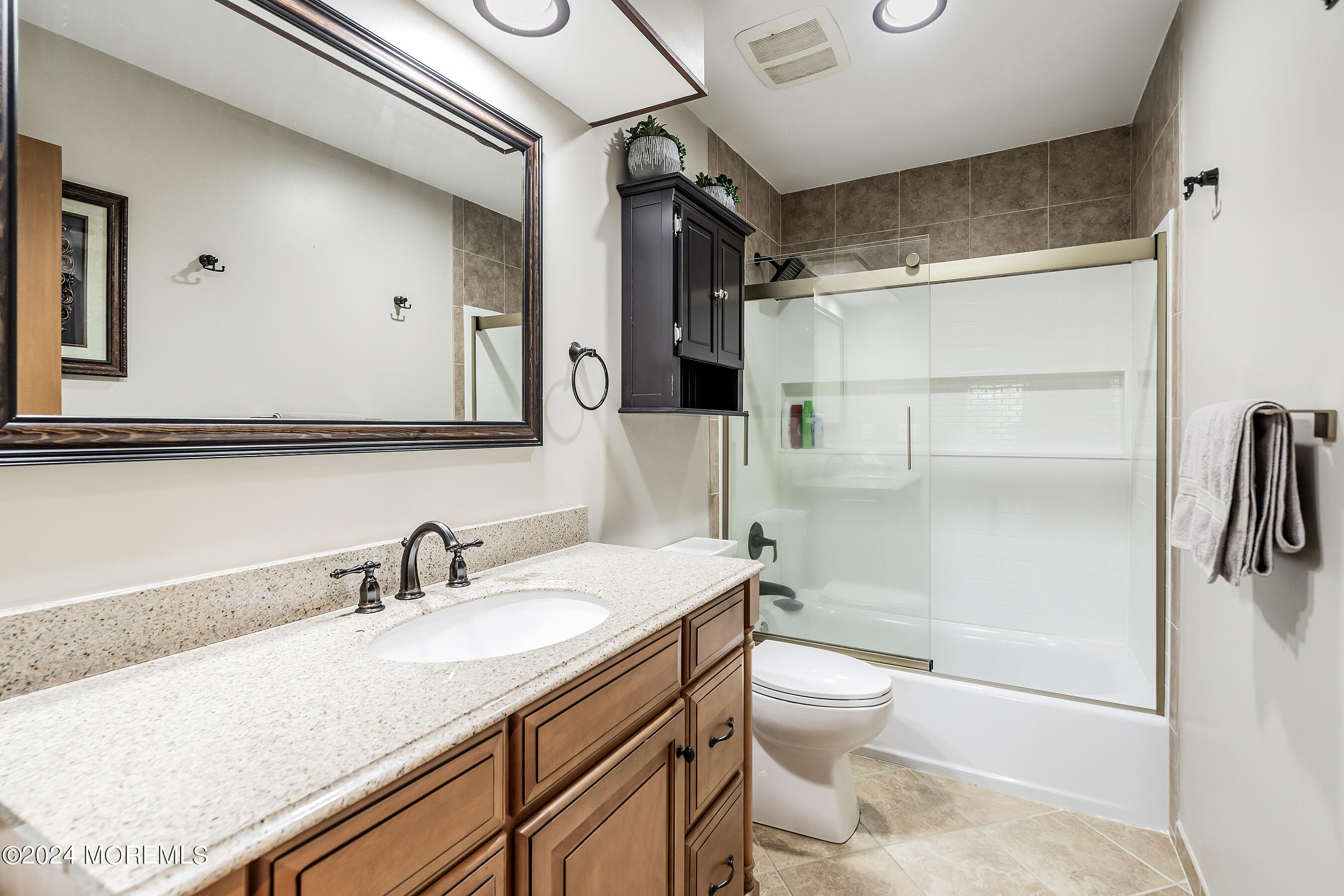 657 Rodriguez Lane, Jackson, NJ, 08527 image 28