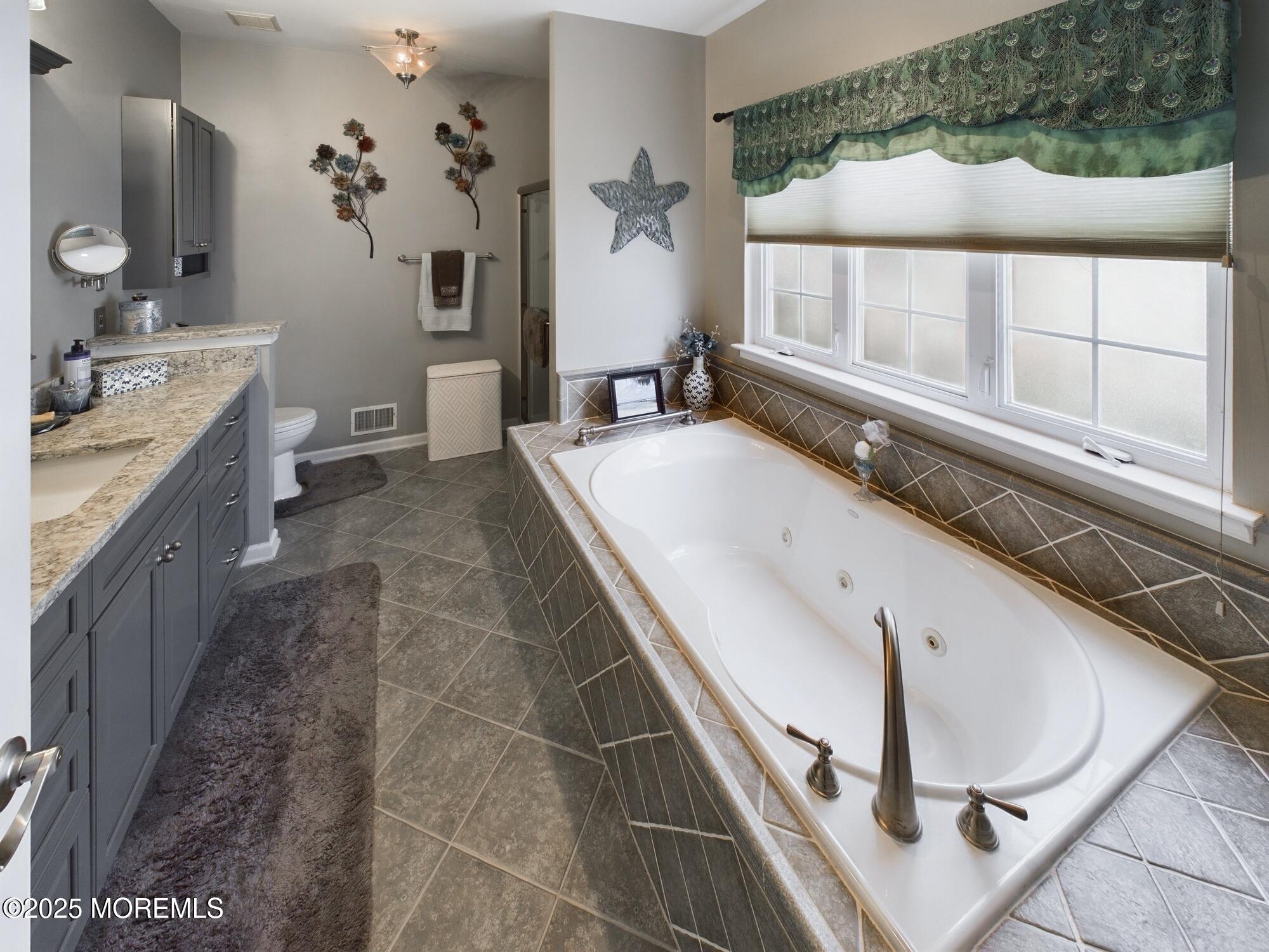 89 Pebble Beach Boulevard, Jackson, NJ, 08527 image 25