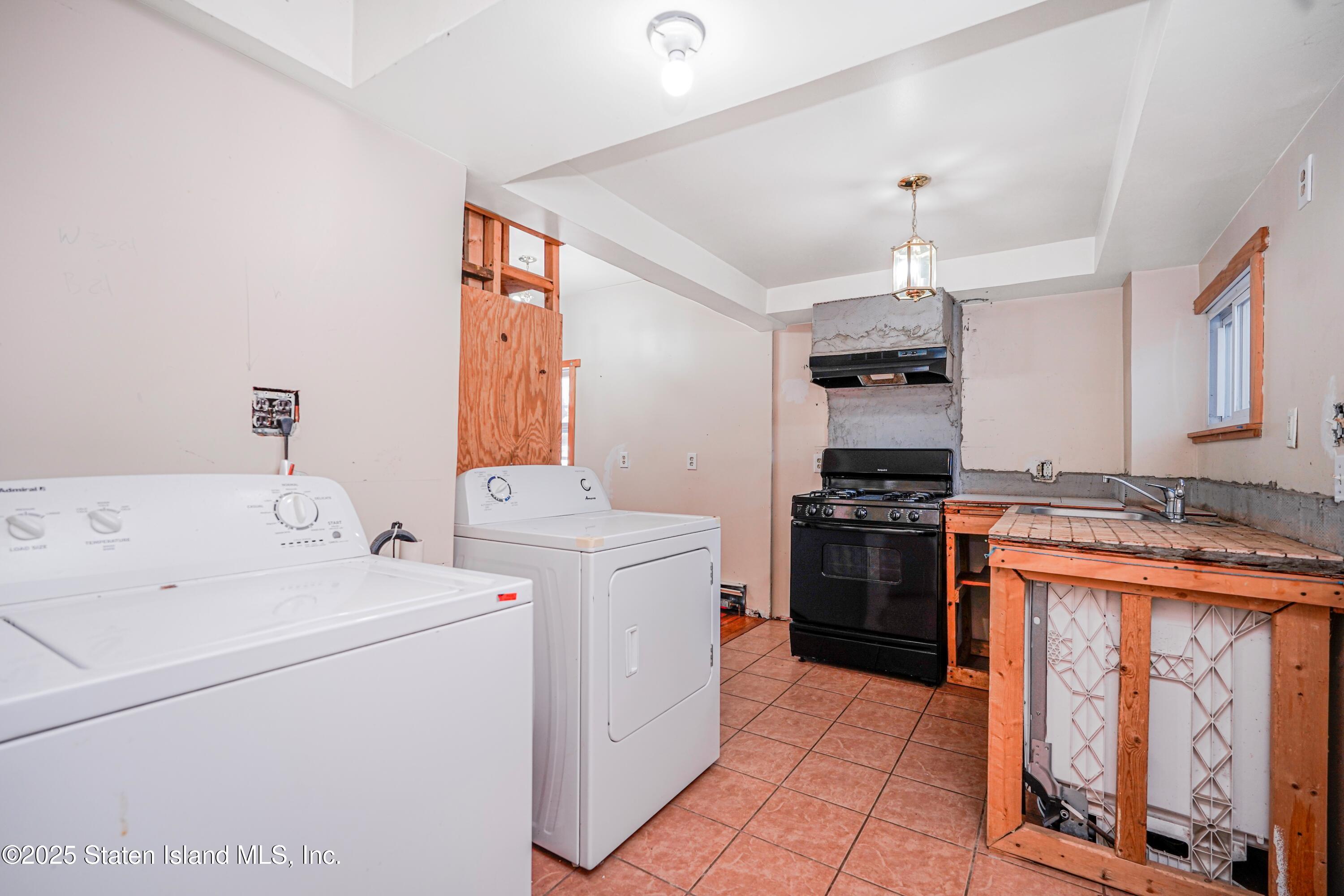 120 Winham Avenue, Staten Island, NY, 10306 image 14