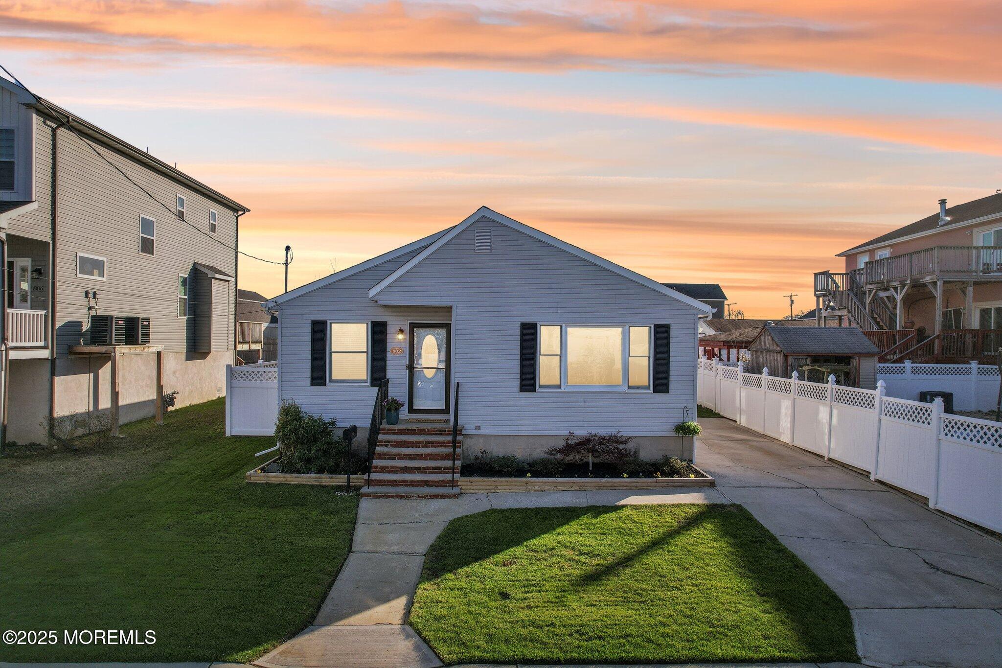802 Center Street, Union Beach, NJ, 07735 image 30