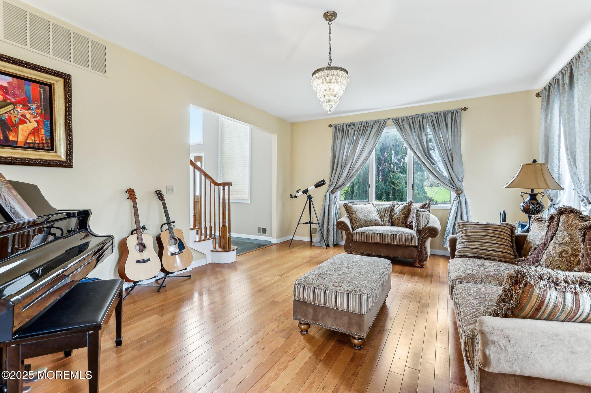 4 Lisa Court, Millstone, NJ, 08510 image 9