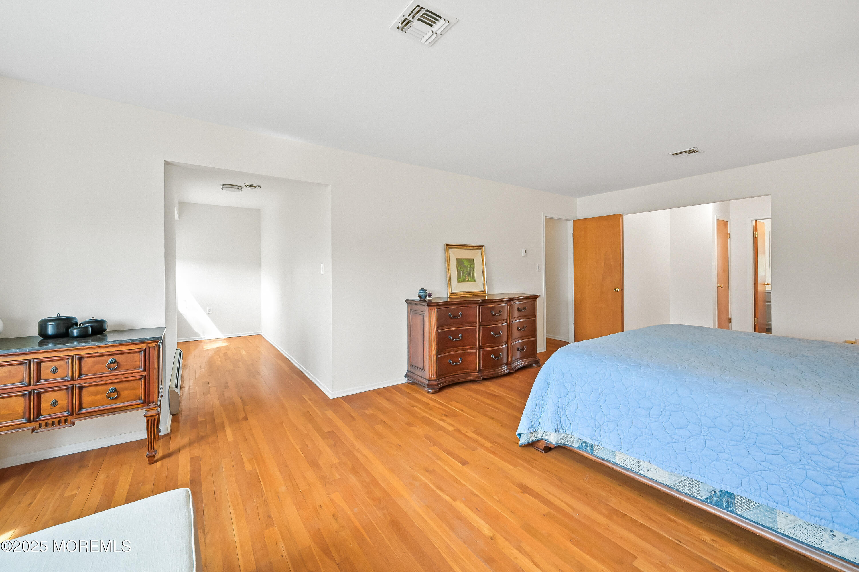 6 Cambridge Court, Manalapan, NJ, 07726 image 29