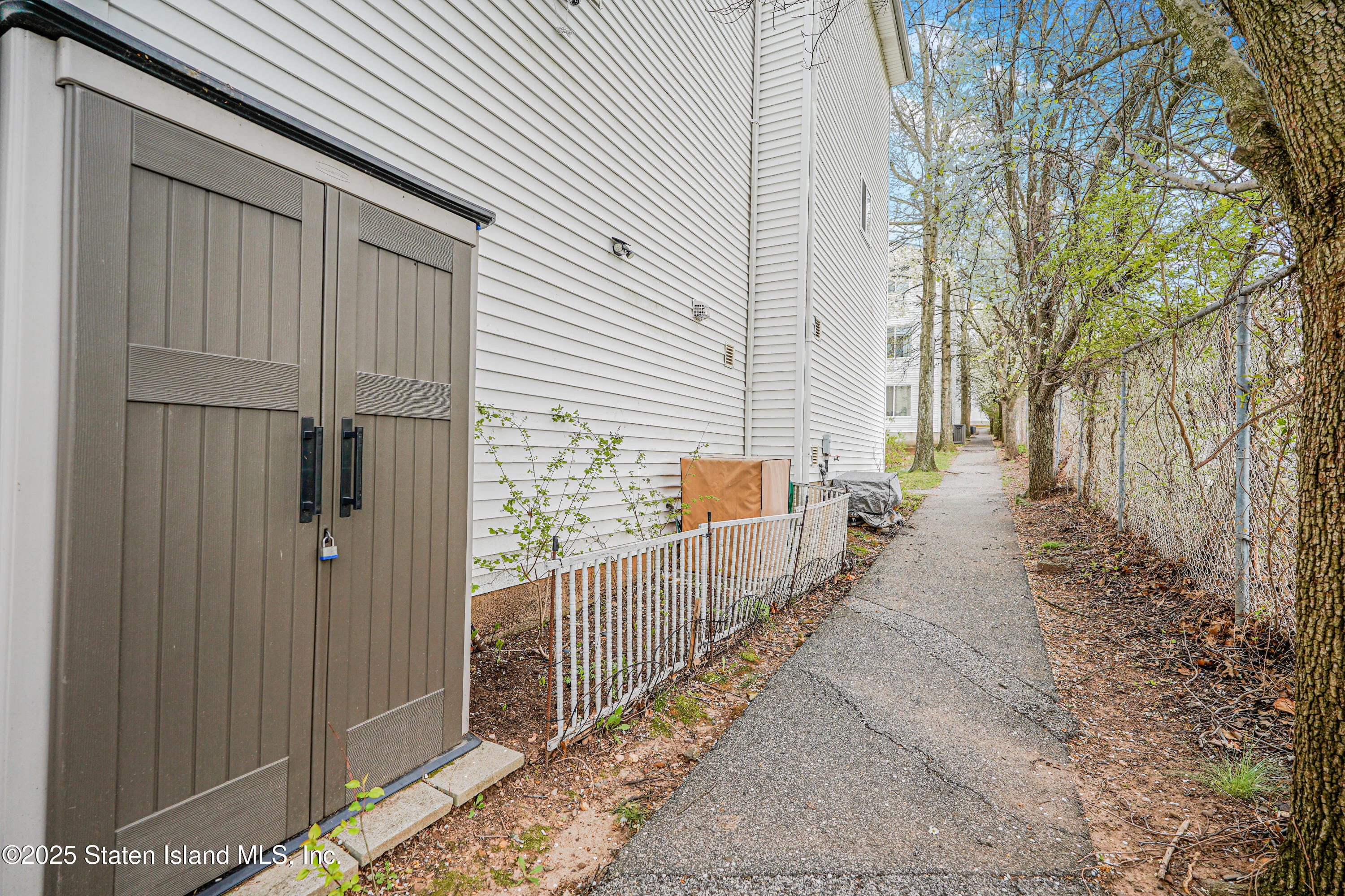 83 Jamie Lane, Staten Island, NY, 10312 image 20
