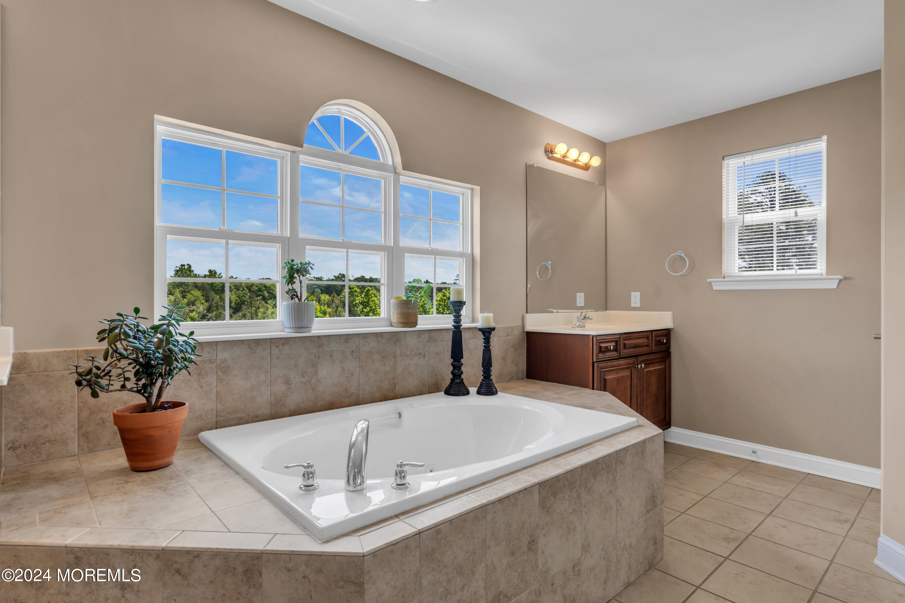 7 Colliers Court, Jackson, NJ, 08527 image 36
