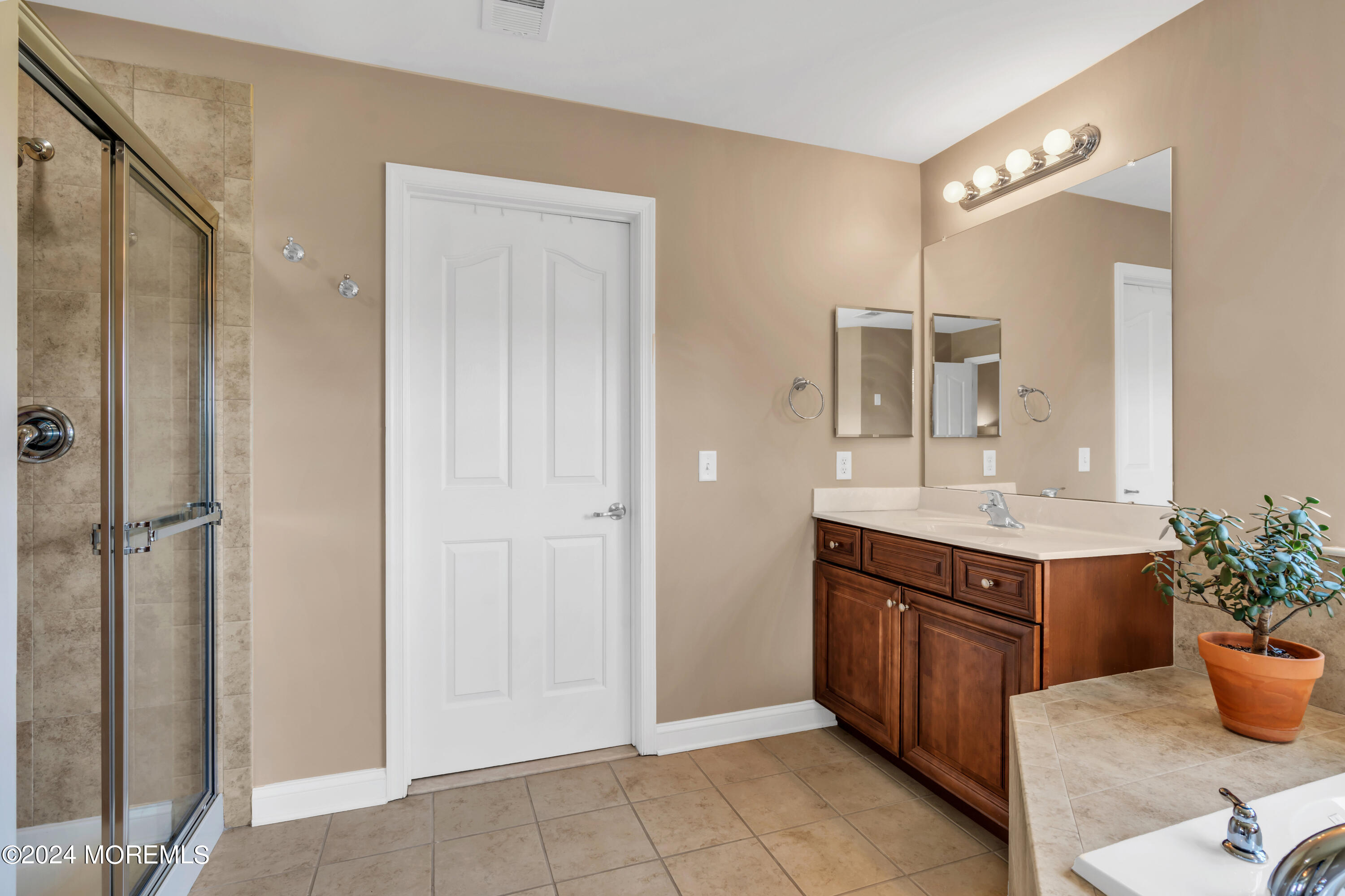 7 Colliers Court, Jackson, NJ, 08527 image 37