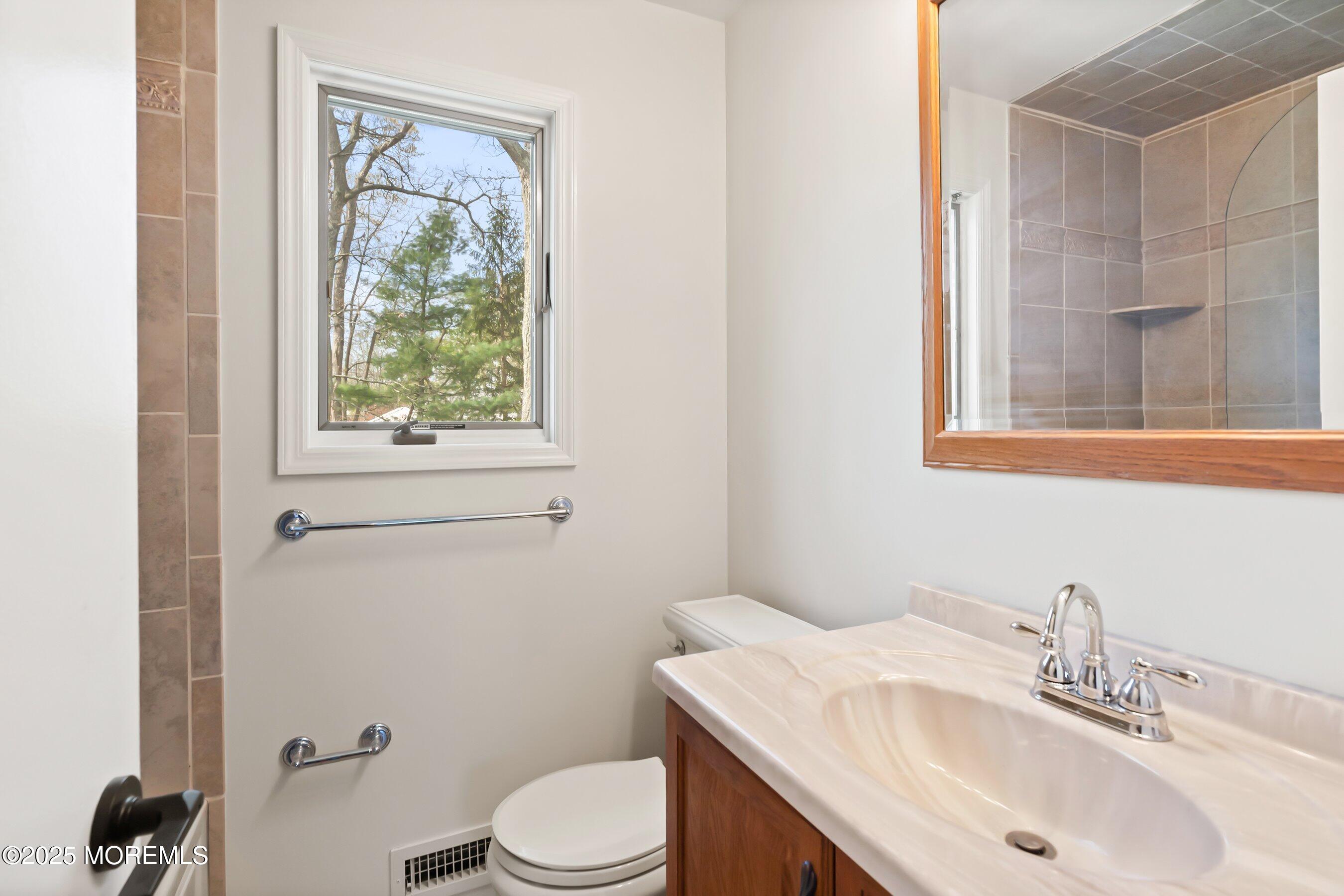 7 Hazelwood Court, Howell, NJ, 07731 image 19