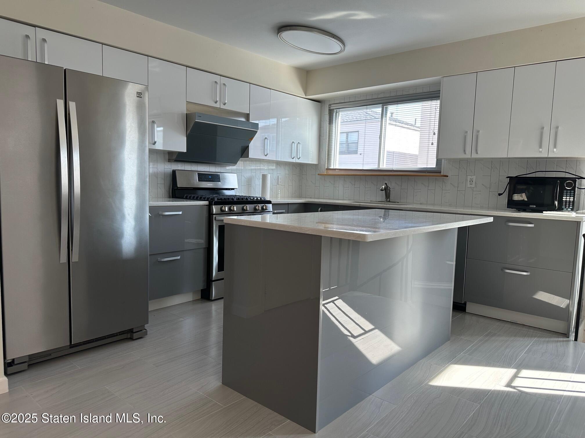 101 Green Valley Road, Staten Island, NY, 10312 image 13