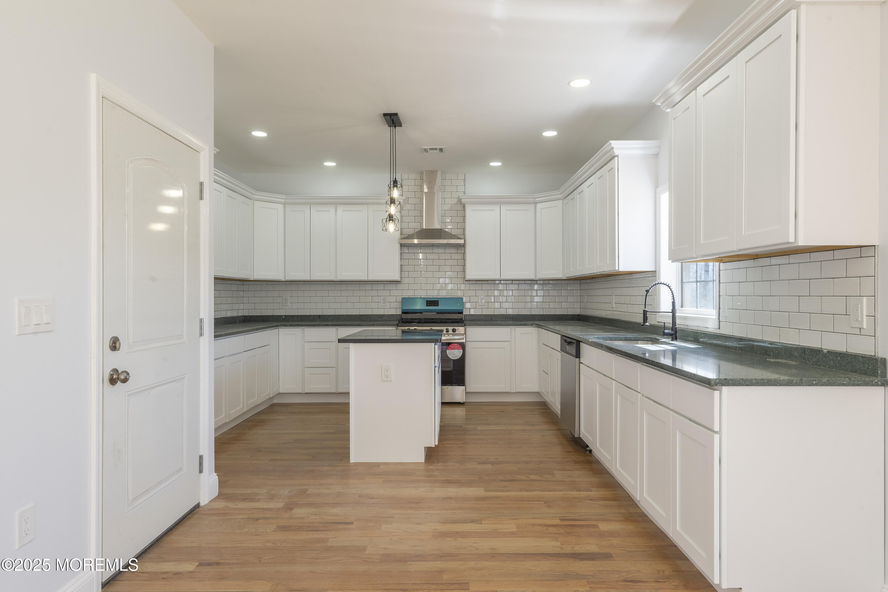 452 Raritan Boulevard, Keyport, NJ, 07735 image 14