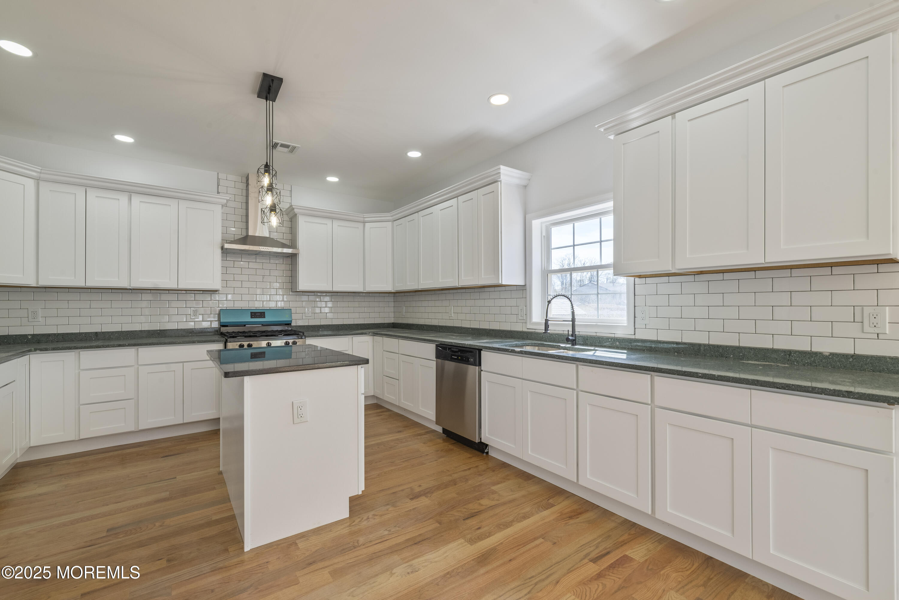 452 Raritan Boulevard, Keyport, NJ, 07735 image 17