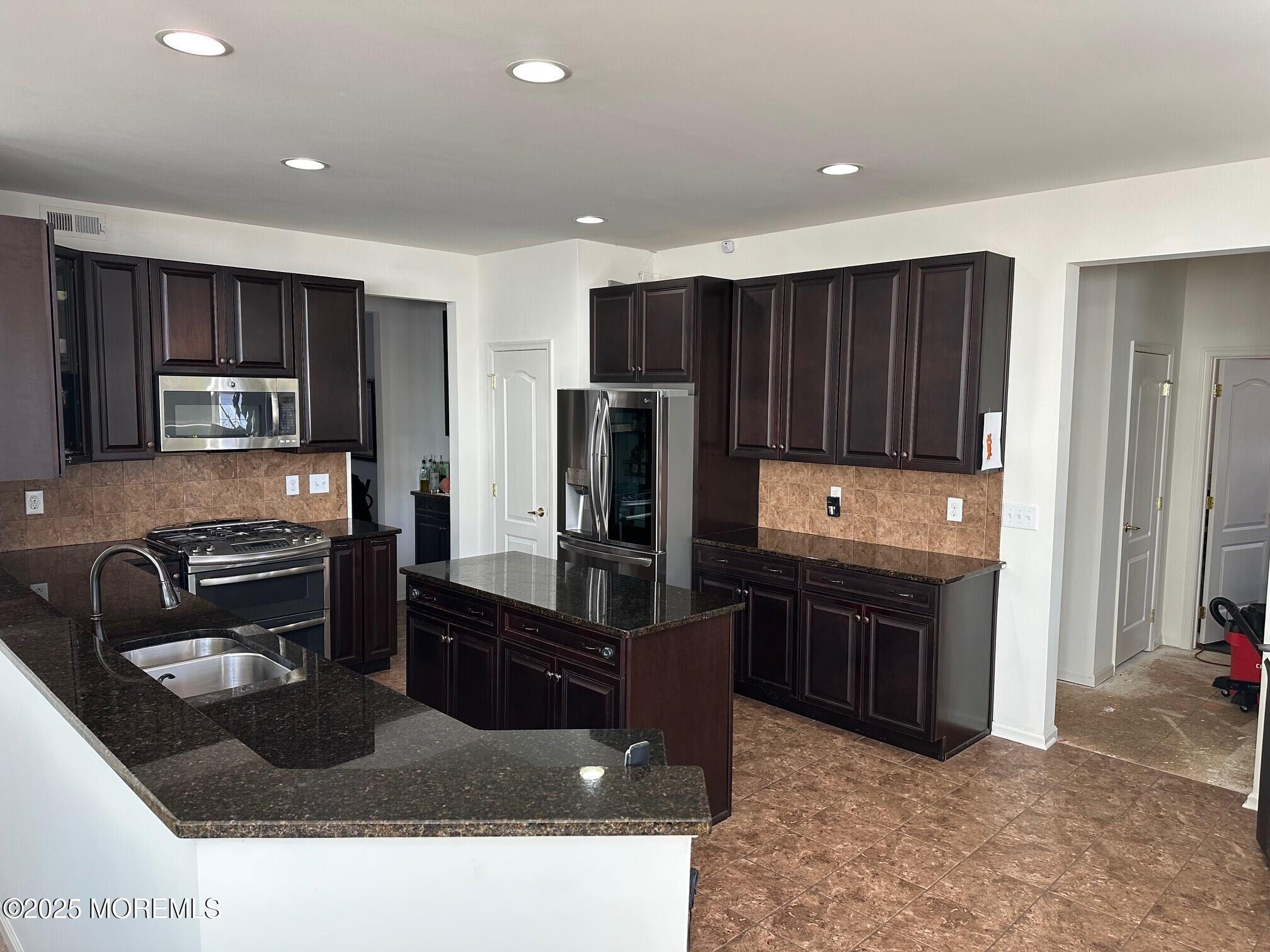 4 Christopher Drive, Howell, NJ, 07731 image 17