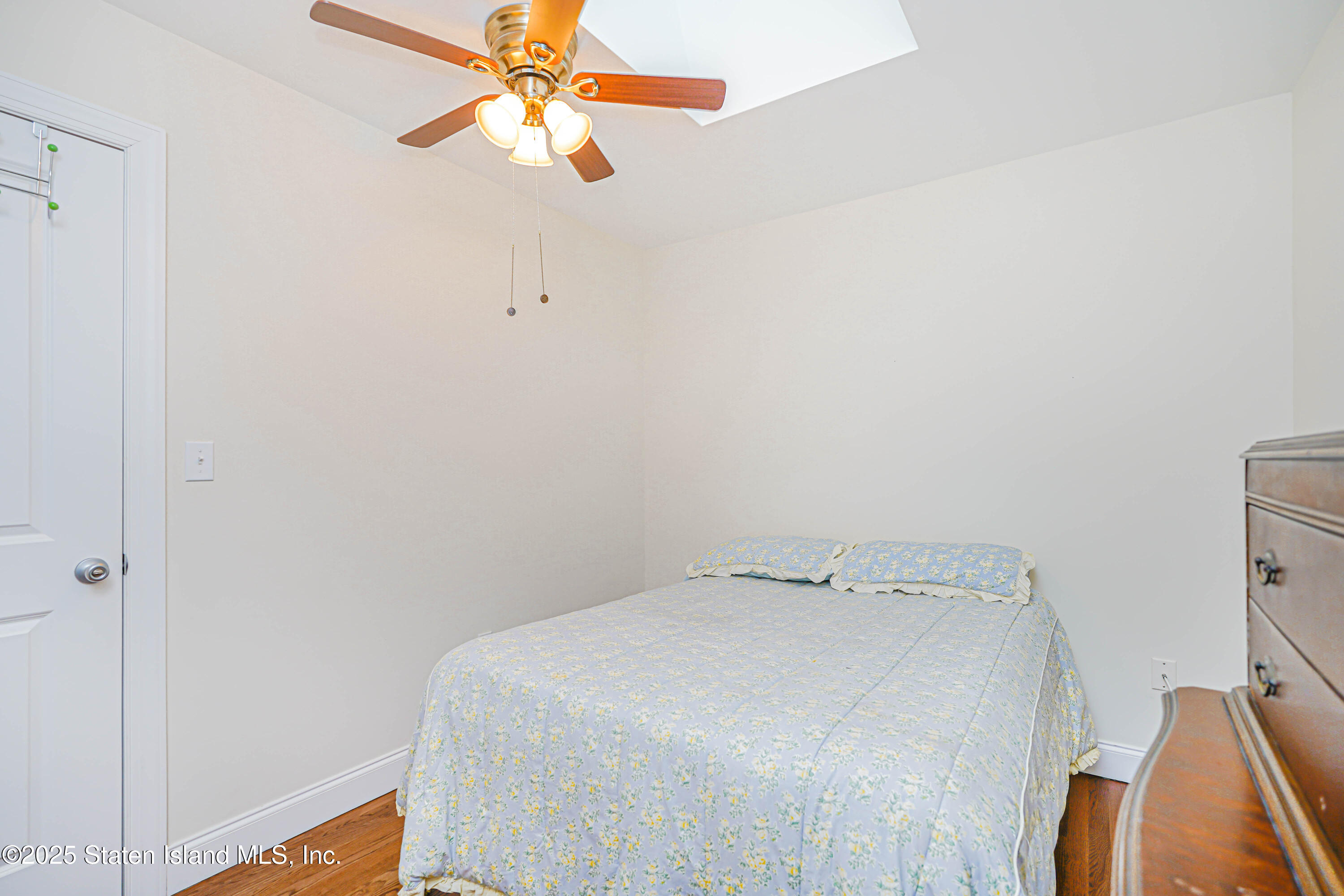 35 Monarch Court, Staten Island, NY, 10314 image 17
