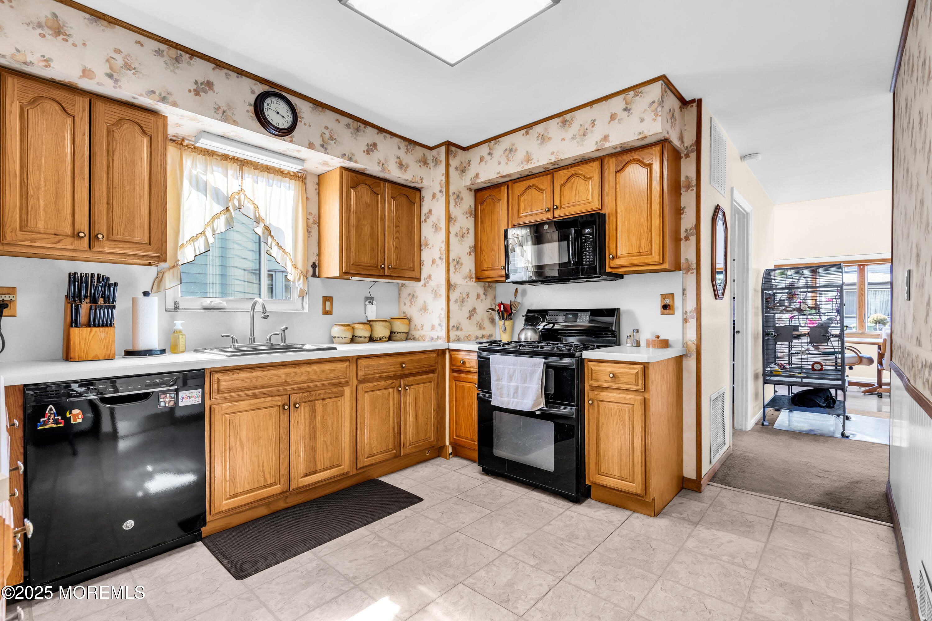 21 Luke Street, South Amboy, NJ, 08879 image 9