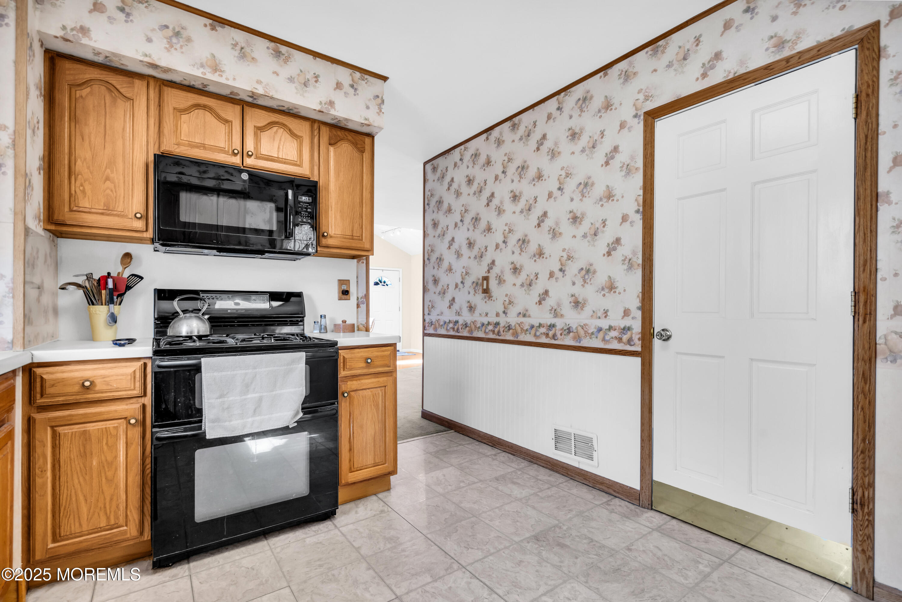 21 Luke Street, South Amboy, NJ, 08879 image 11