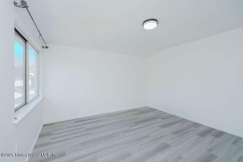 23 Vogel Loop, Staten Island, NY, 10314 image 17