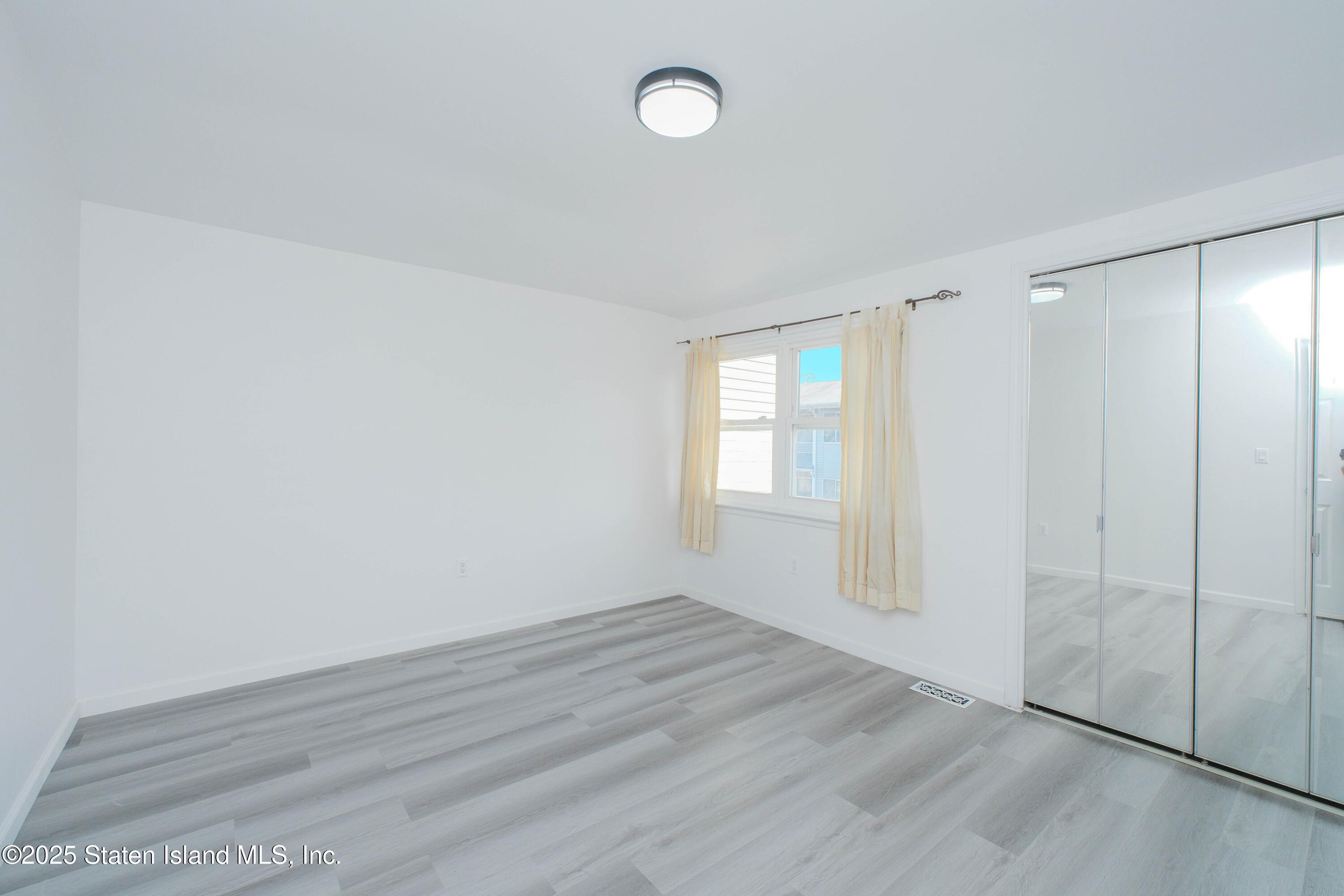 23 Vogel Loop, Staten Island, NY, 10314 image 21