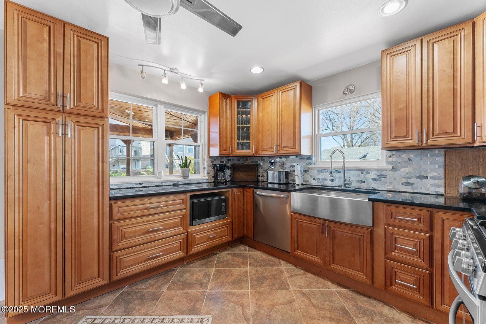 71 Pineview Avenue, Keansburg, NJ, 07734 image 19