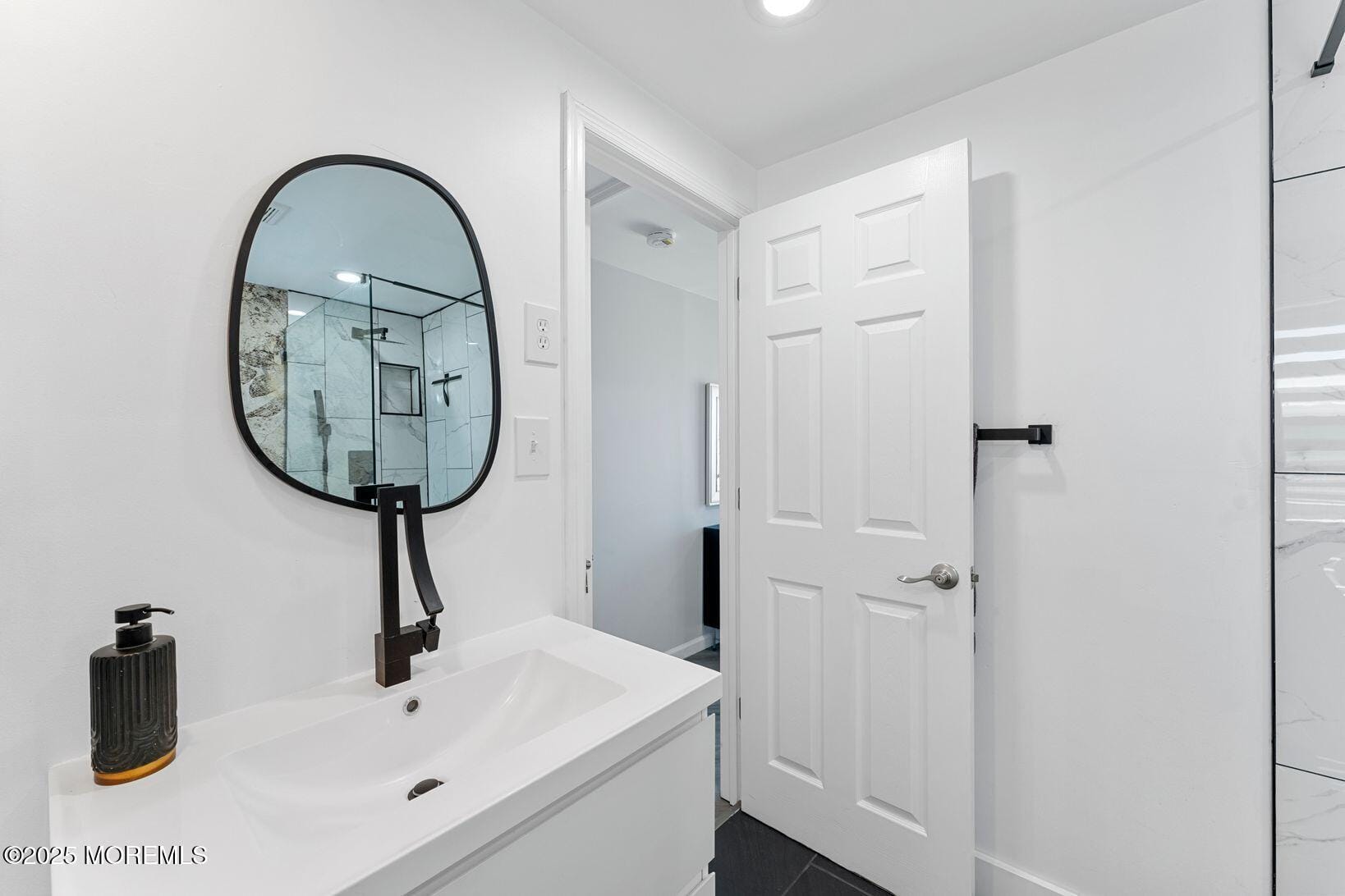 71 Pineview Avenue, Keansburg, NJ, 07734 image 34