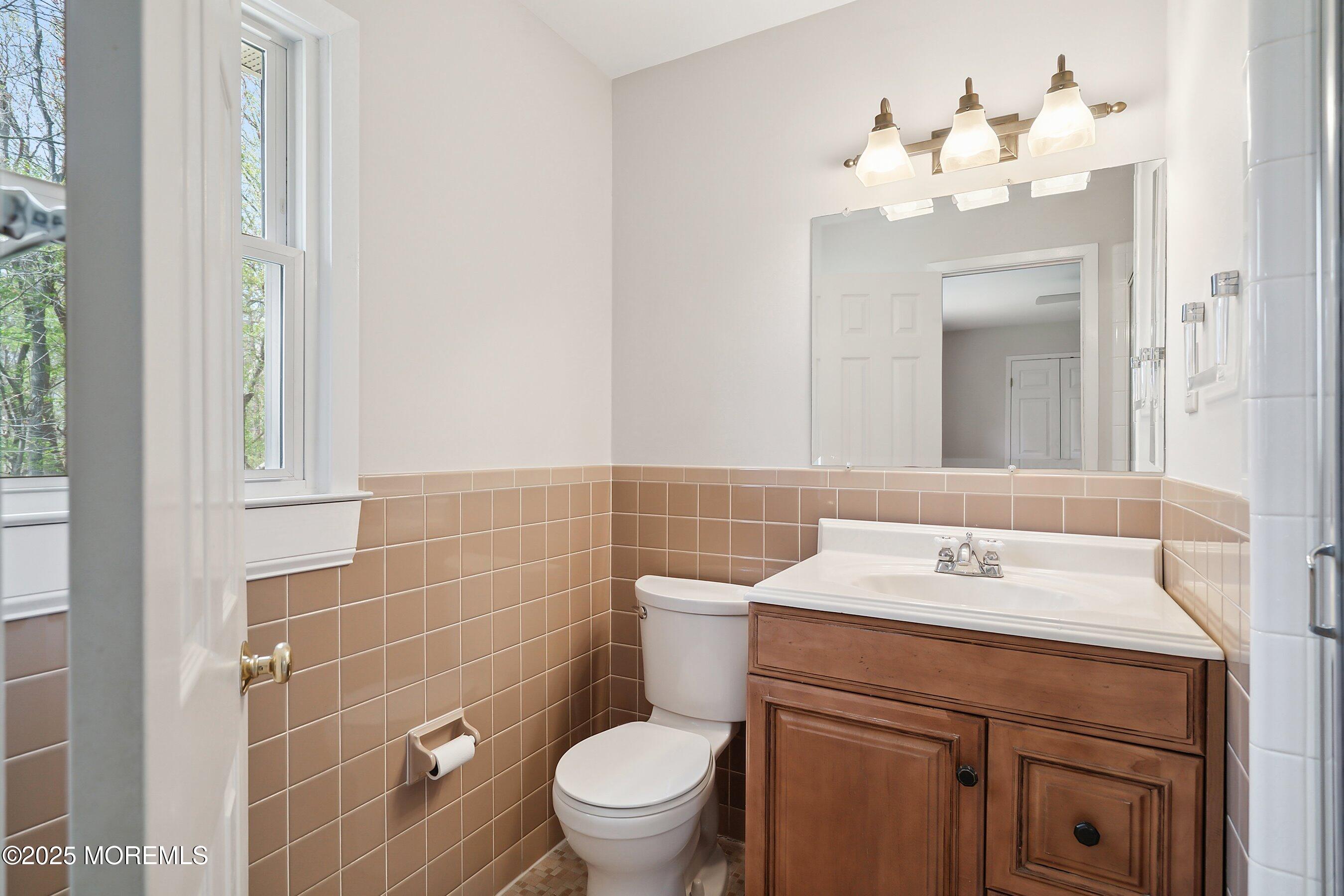 53 Birchwood Court, Tinton Falls, NJ, 07724 image 24