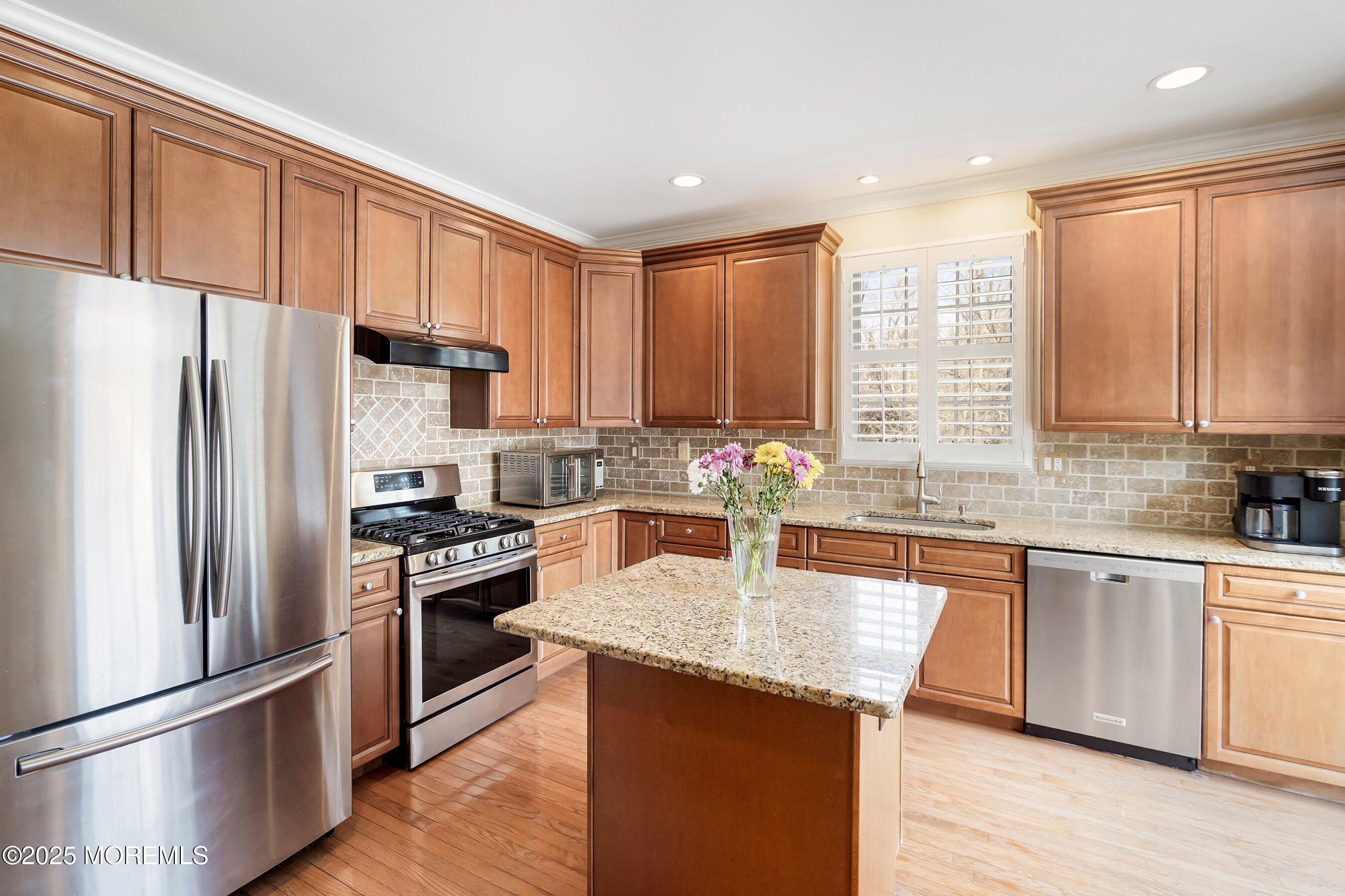 117 Whitlock Court, Manalapan, NJ, 07726 image 7