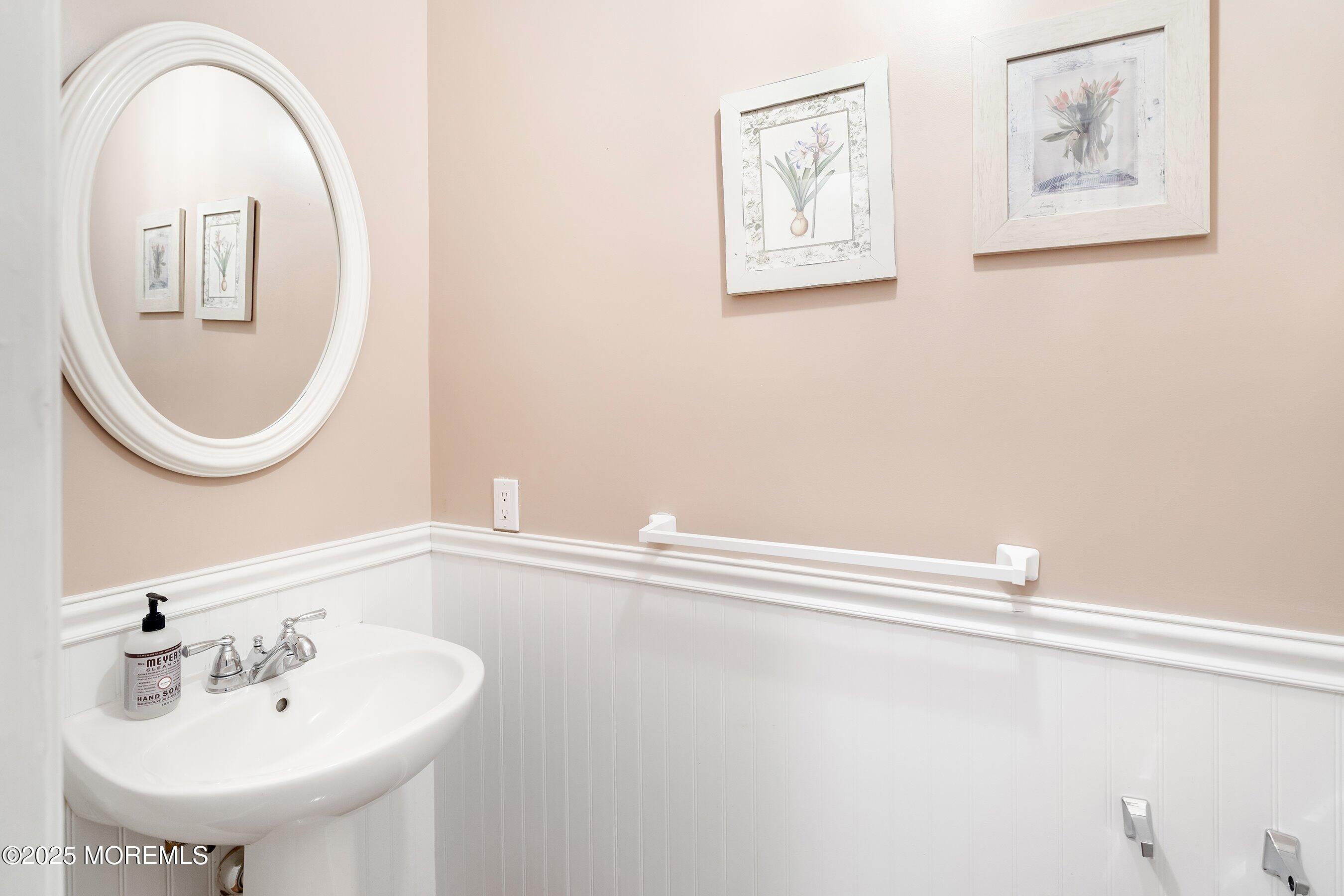 117 Whitlock Court, Manalapan, NJ, 07726 image 10