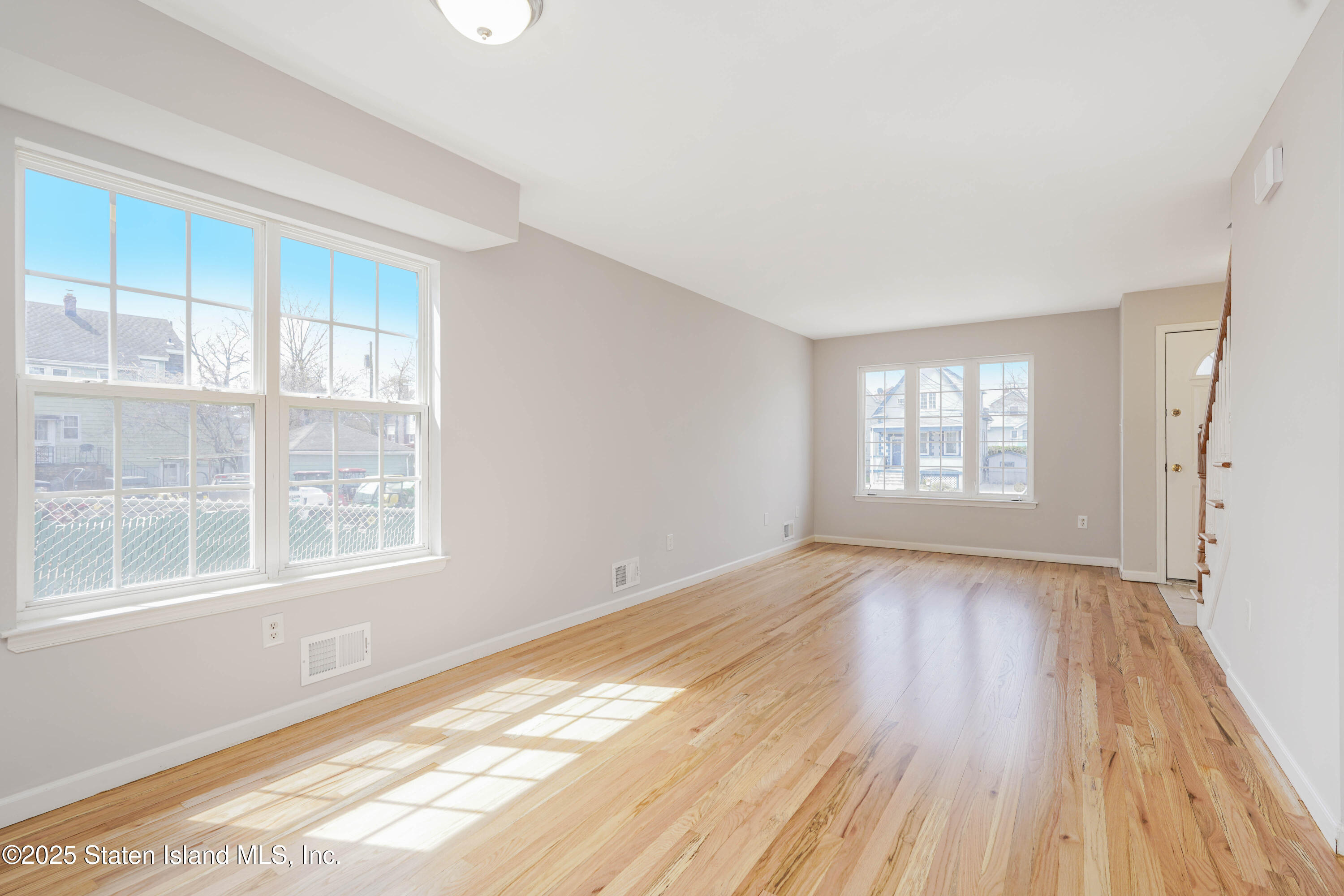15 Mann Avenue, Staten Island, NY, 10314