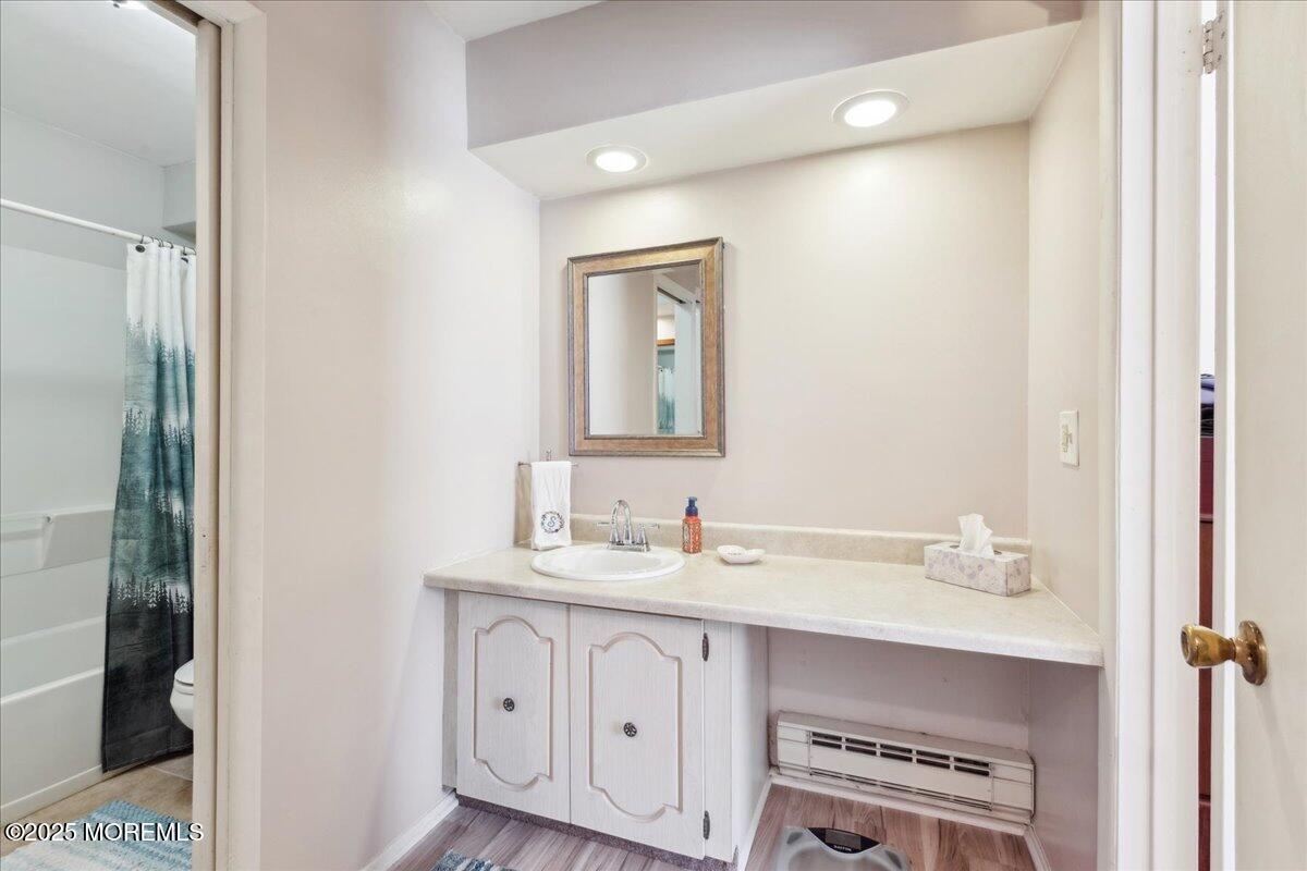 129 Amberly Drive H, Manalapan, NJ, 07726 image 14
