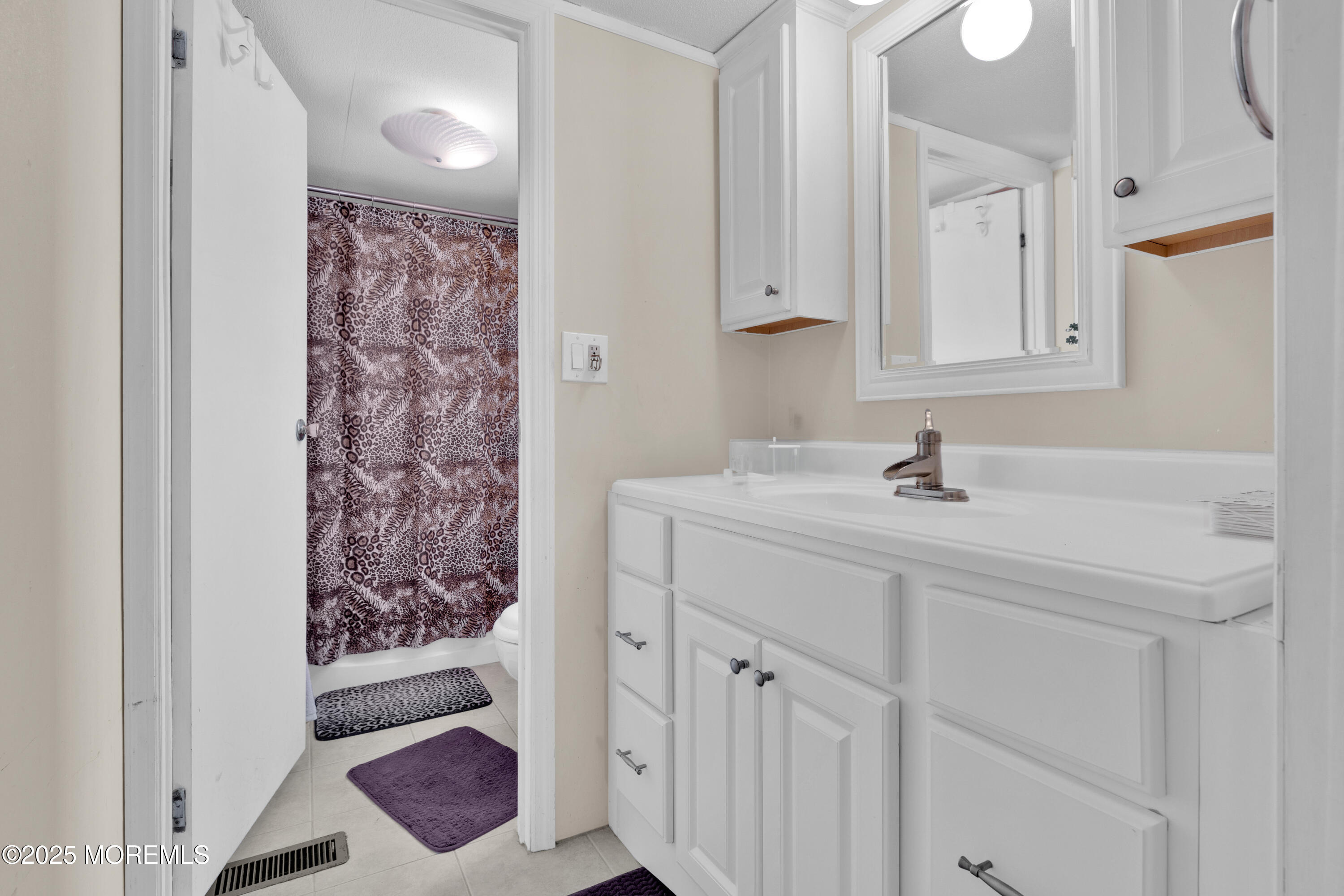 3 Cedar Court, Manalapan, NJ, 07726 image 8