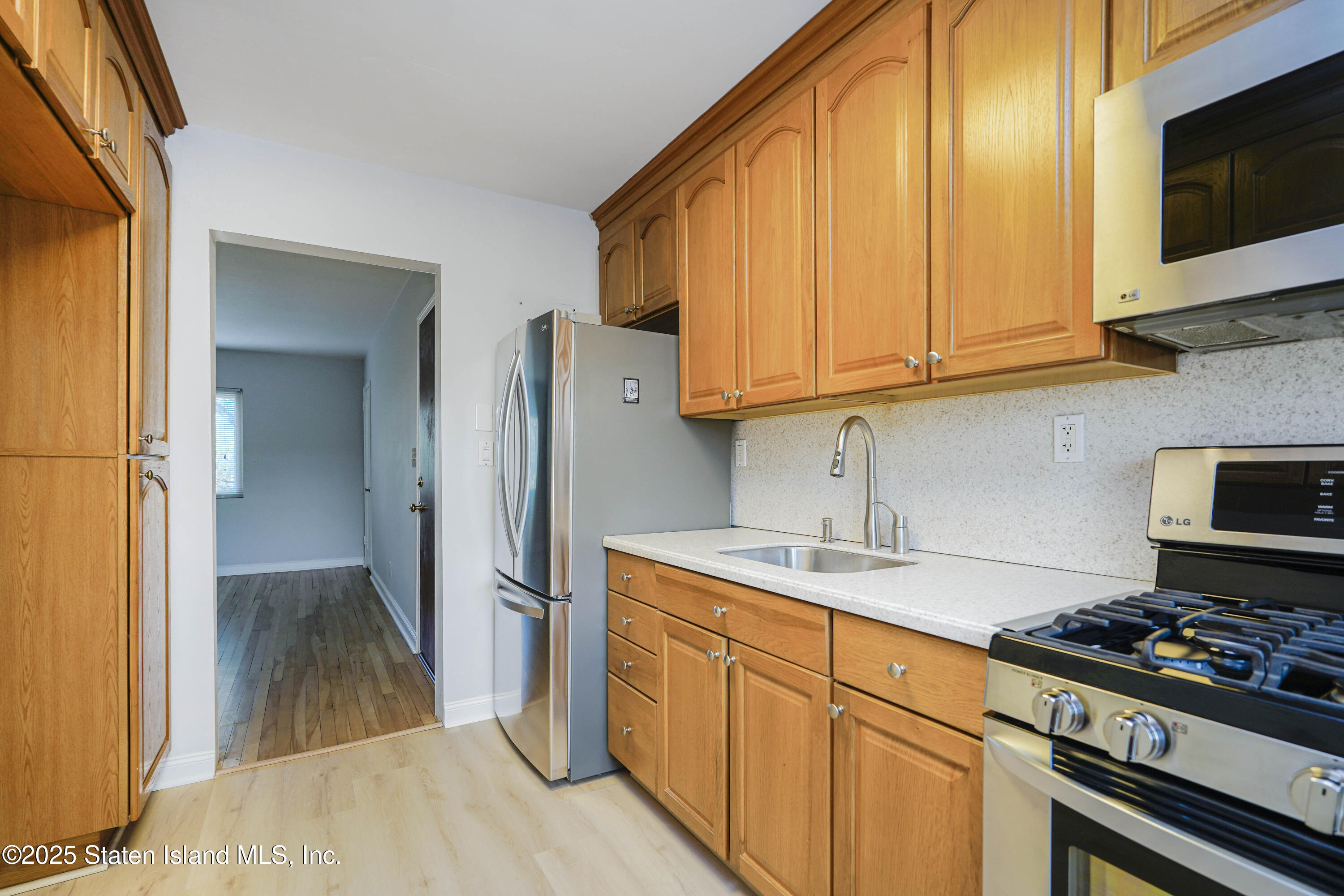 10 Seth Court B, Staten Island, NY, 10301 image 6