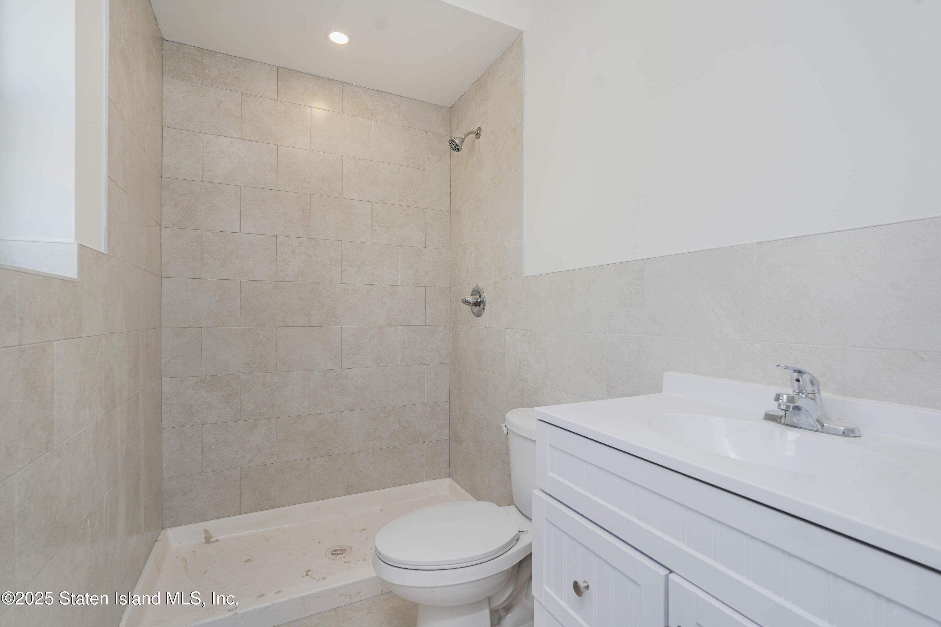 98 Alverson Avenue, Staten Island, NY, 10309 image 37