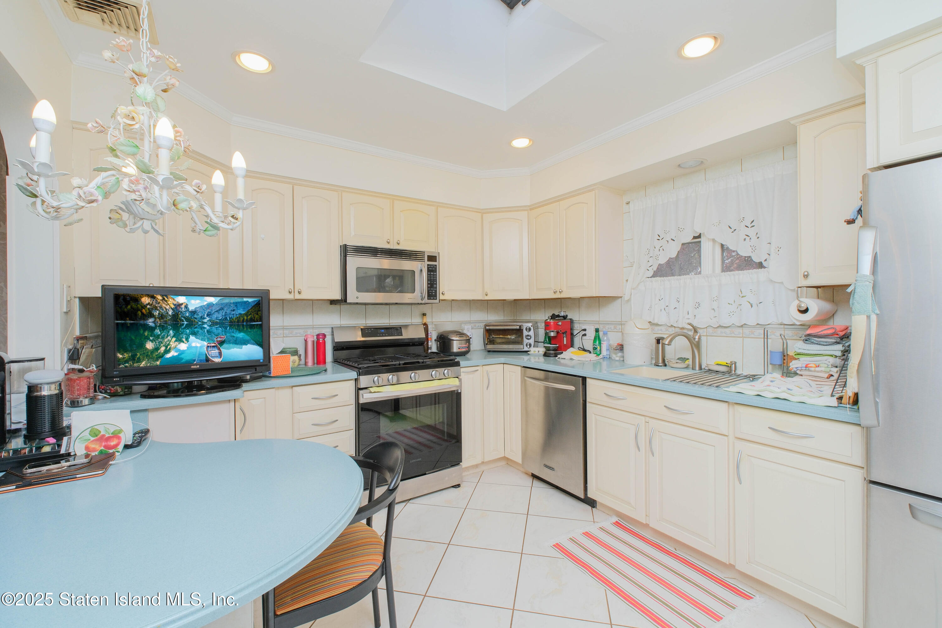 28 Devon Place, Staten Island, NY, 10301 image 15