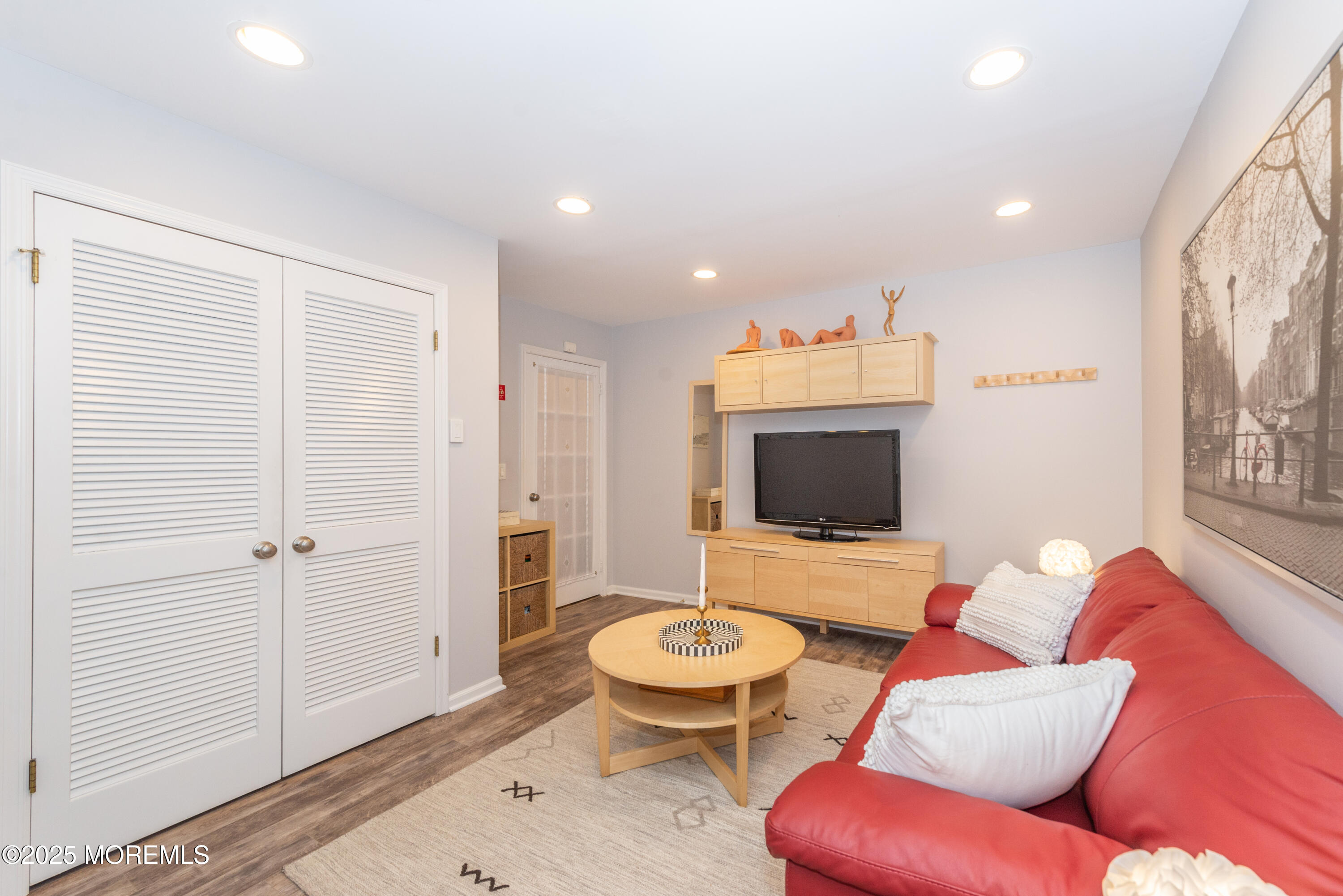 180 Ambassador Drive, Red Bank, NJ, 07701 image 23