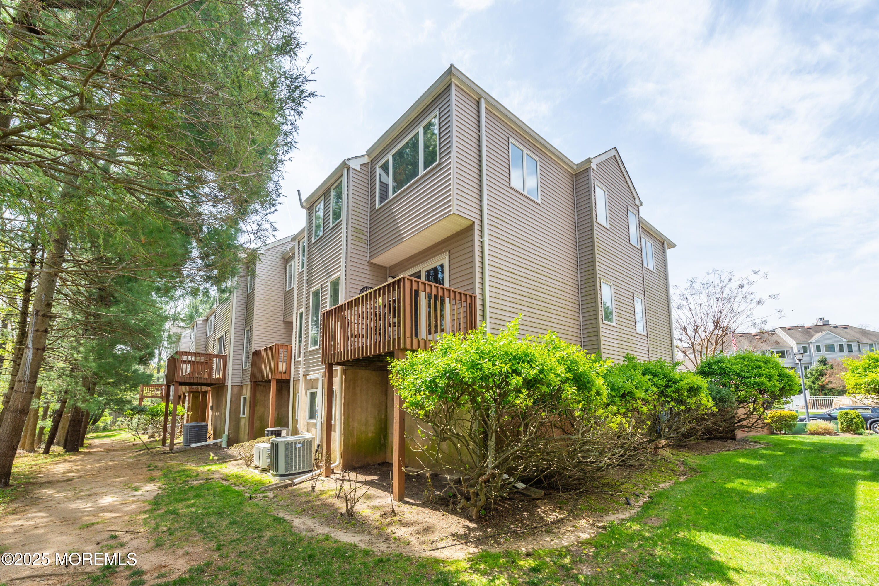 180 Ambassador Drive, Red Bank, NJ, 07701 image 25