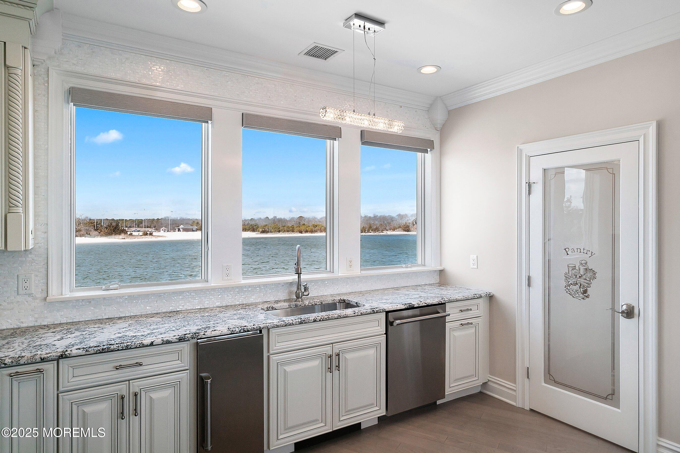 2 Cove Point Road, Toms River, NJ, 08753 image 16