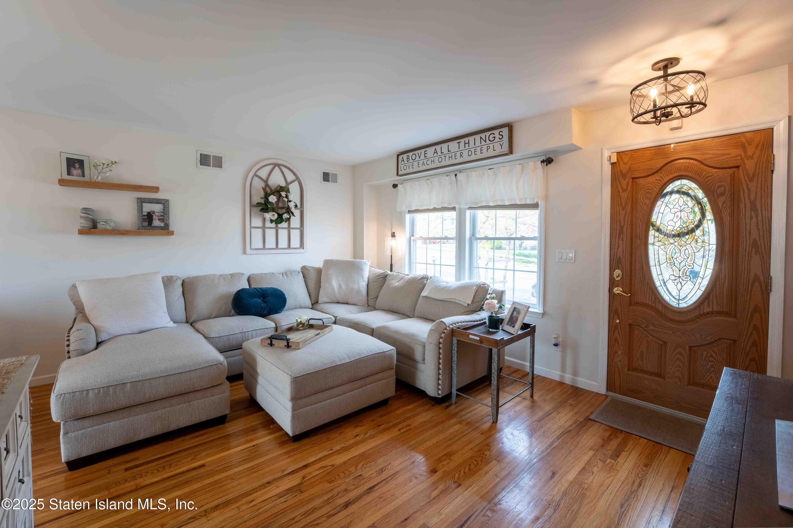 237 Livingston Avenue, Staten Island, NY, 10314 image 8