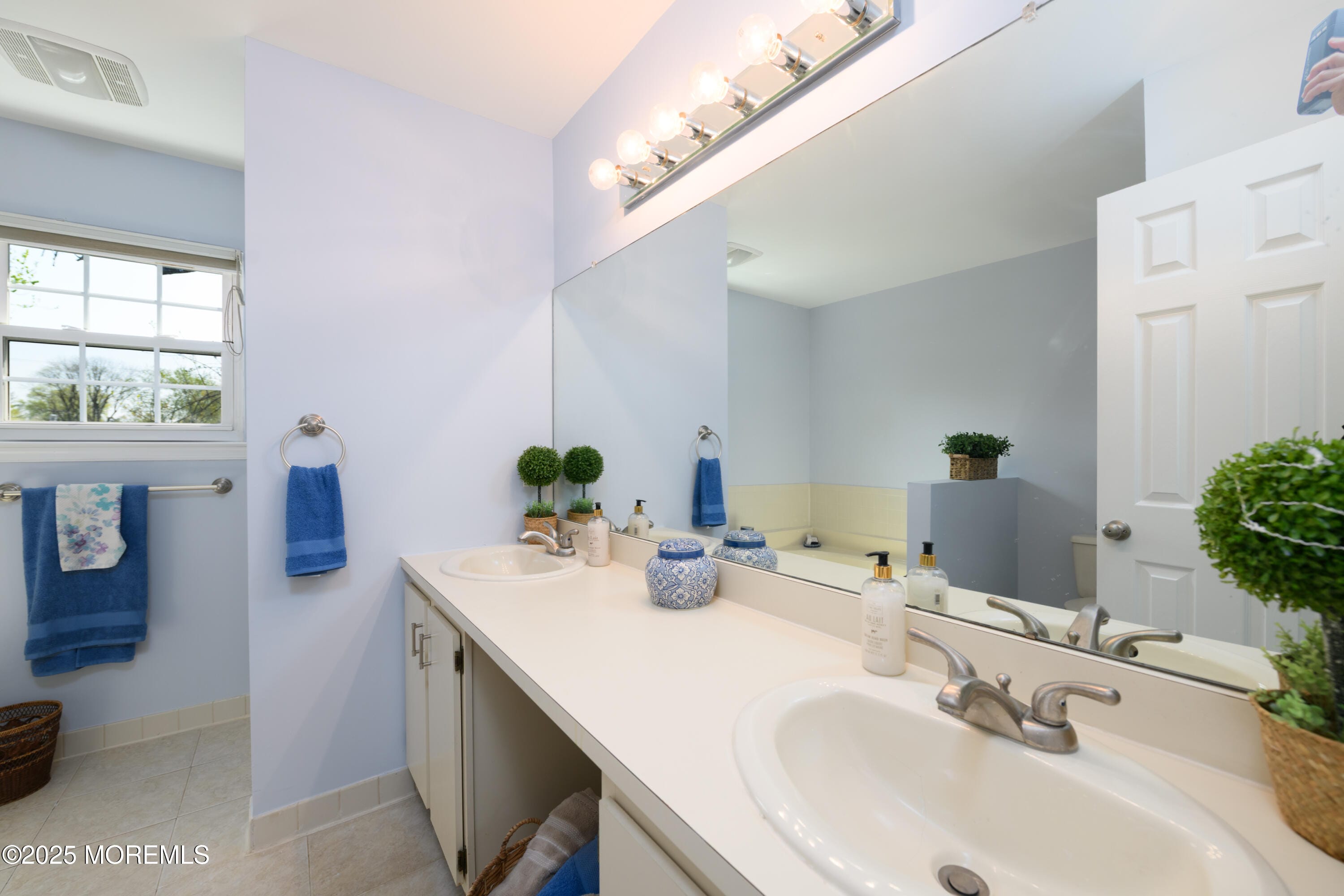 26 Society Hill Way, Tinton Falls, NJ, 07724 image 24