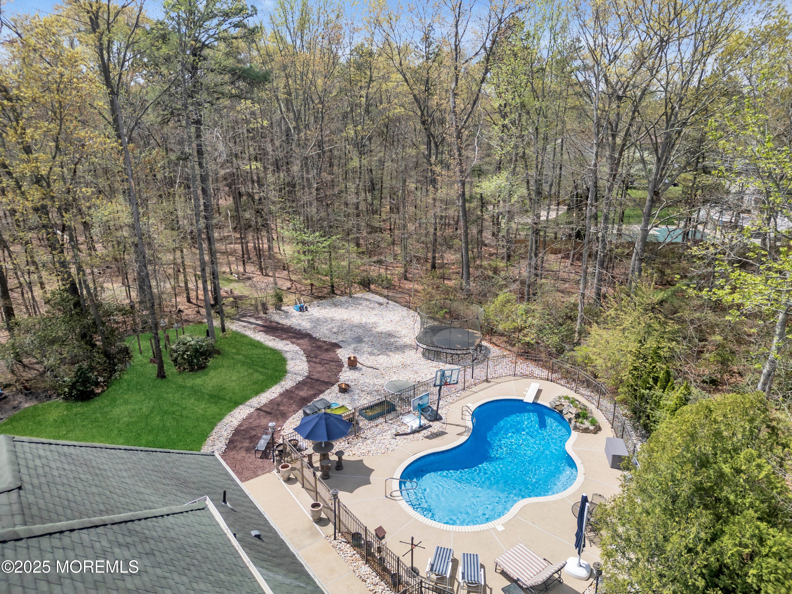 6 Canterbury Court, Jackson, NJ, 08527 image 96