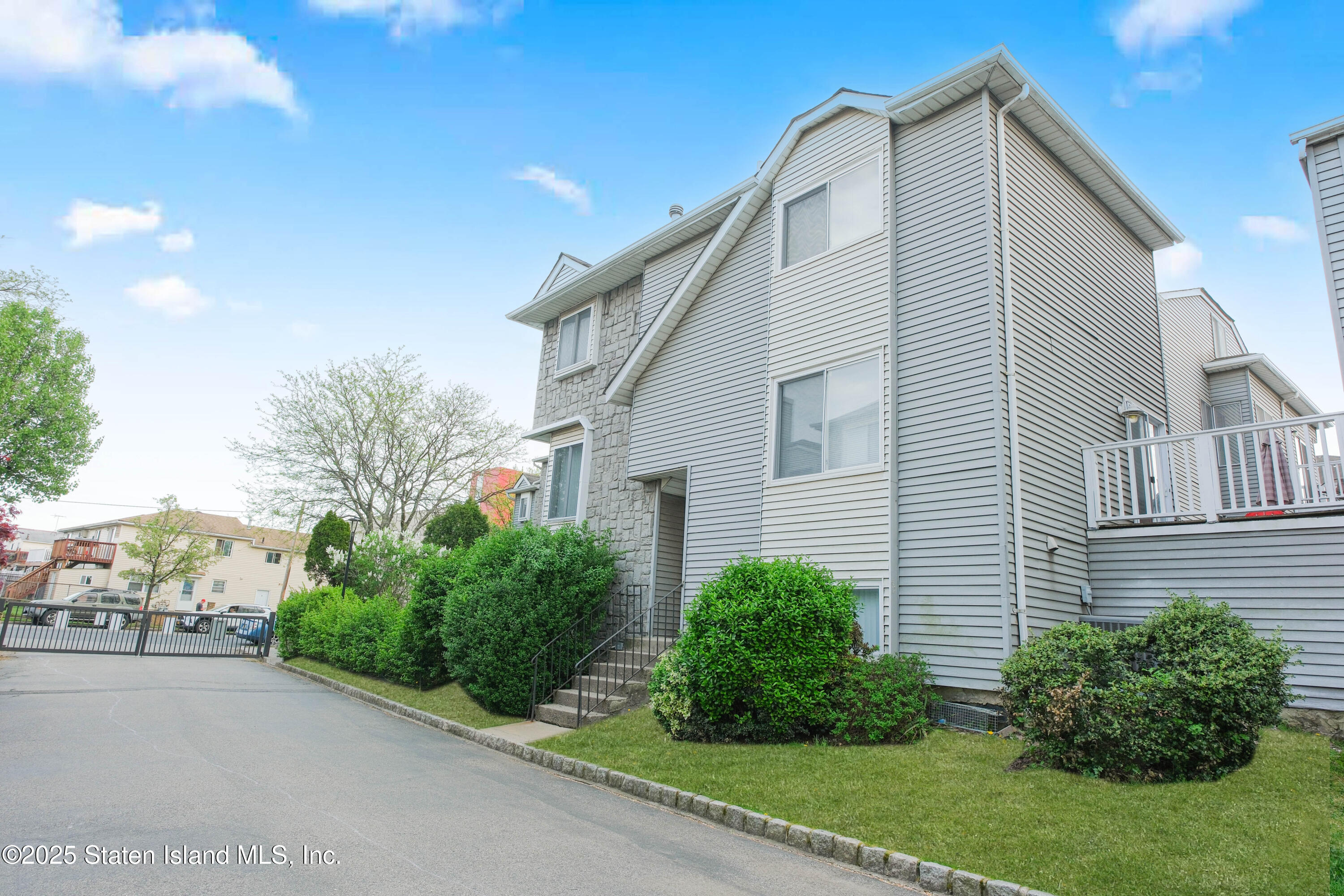 85 Regal Walk 100, Staten Island, NY, 10303 image 40