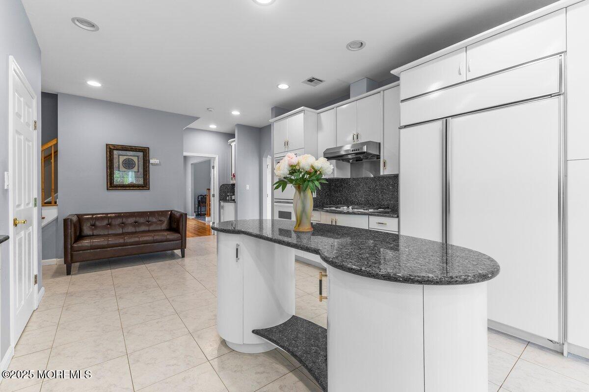 818 Holmdel Road B, Holmdel, NJ, 07733 image 20
