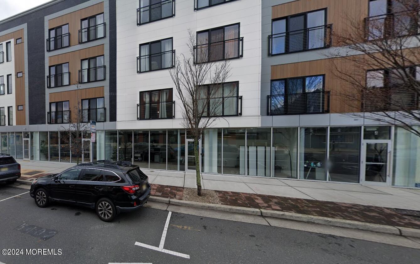 700 Bangs Avenue 301 Image 1