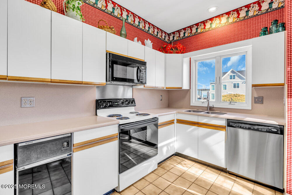 174 Ocean Avenue 34, Sea Bright, NJ, 07760 image 15