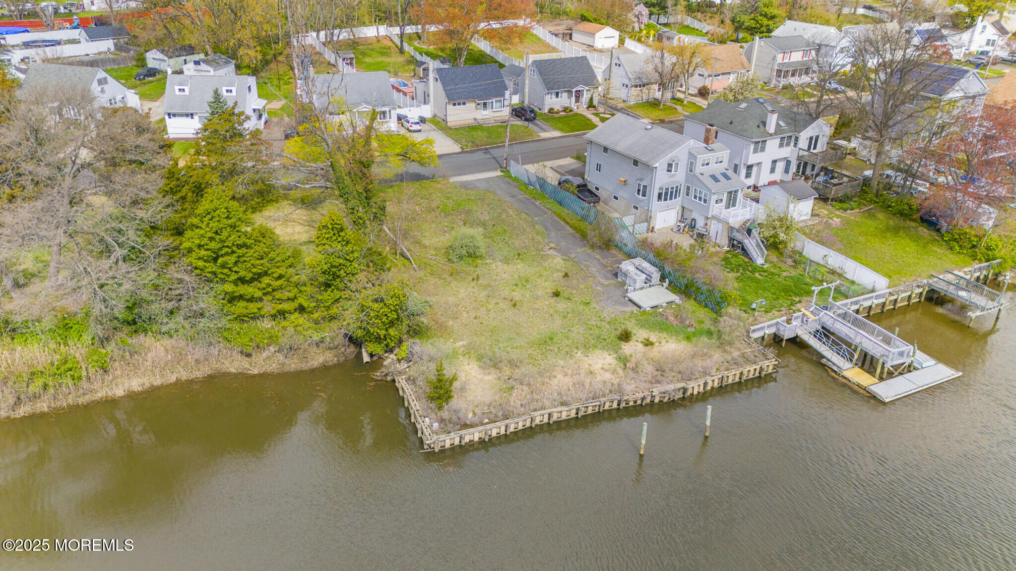 357 Riverdale Drive Image 3
