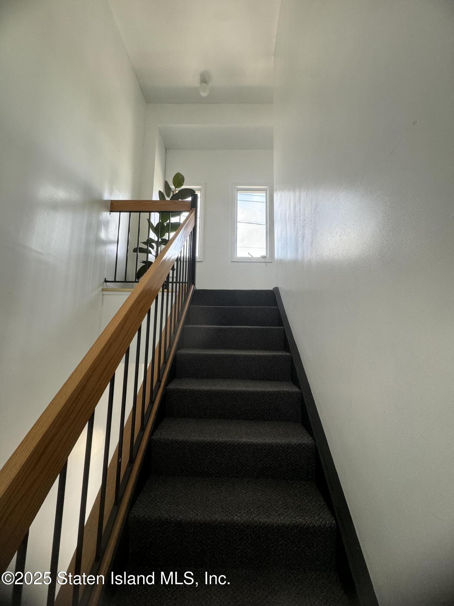 95 New Dorp Plaza 2 Image 2