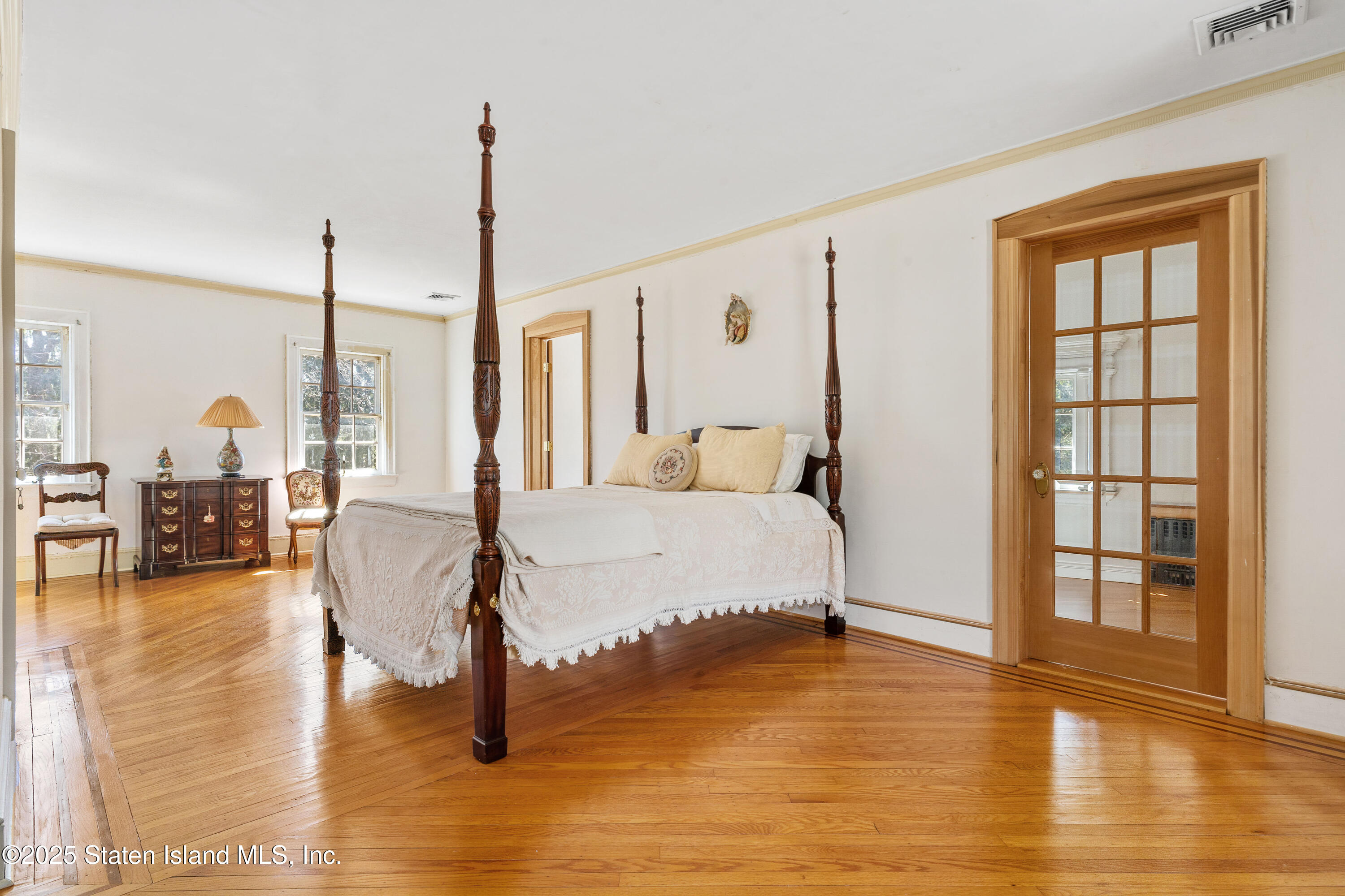 8 Circle Road, Staten Island, NY, 10304 image 17