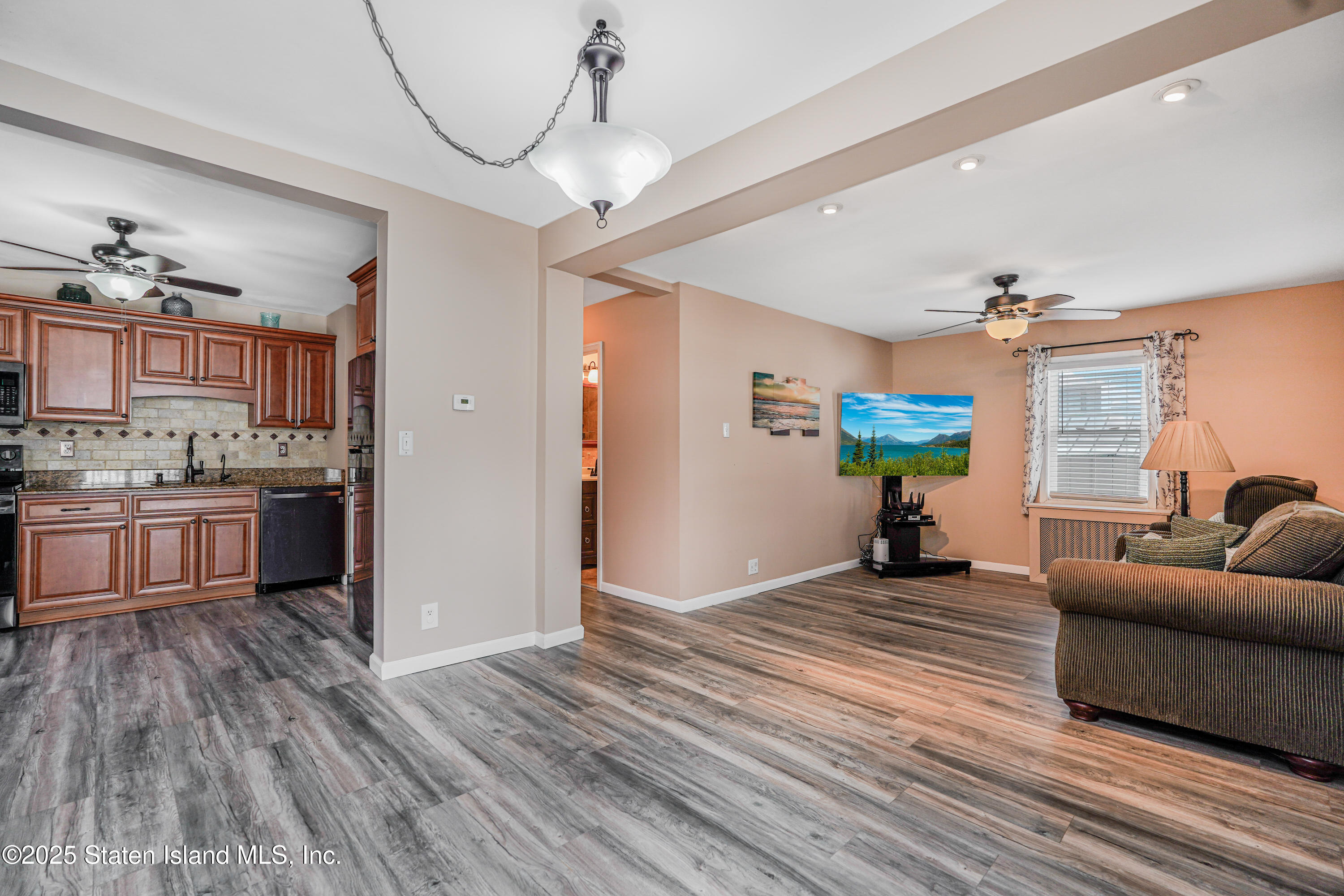 195 Yetman Avenue, Staten Island, NY, 10307 image 21